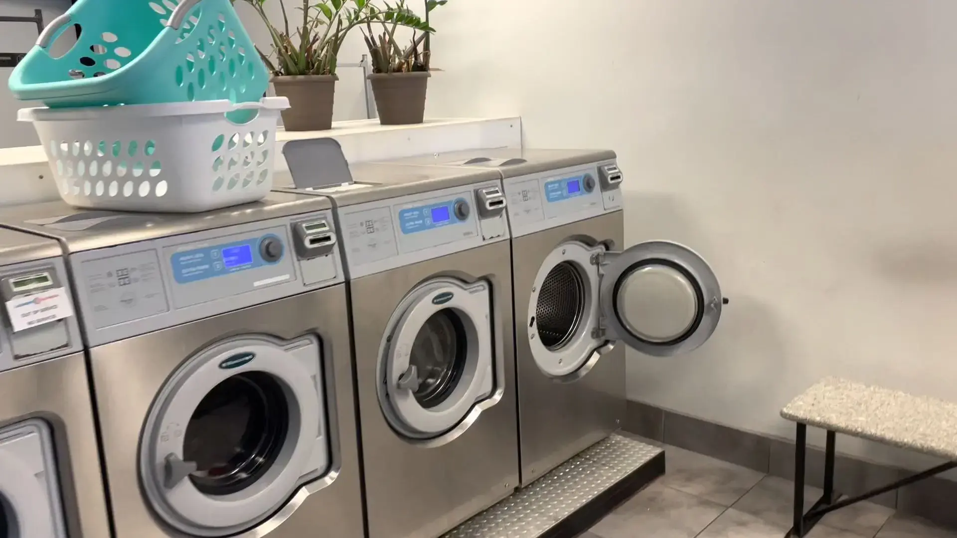 Laundry Express - Image 2