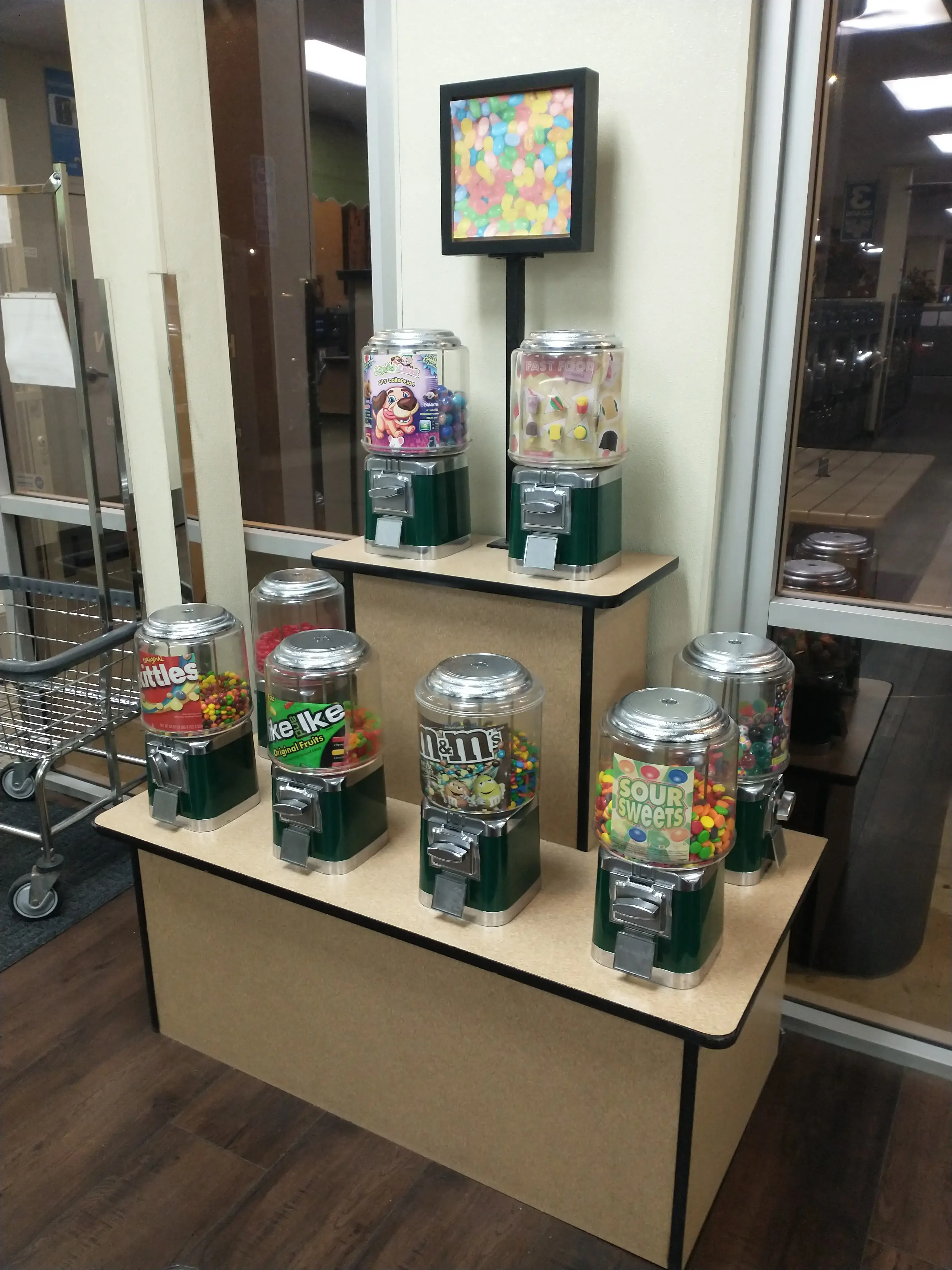 Laundry For Less thumbnail 13