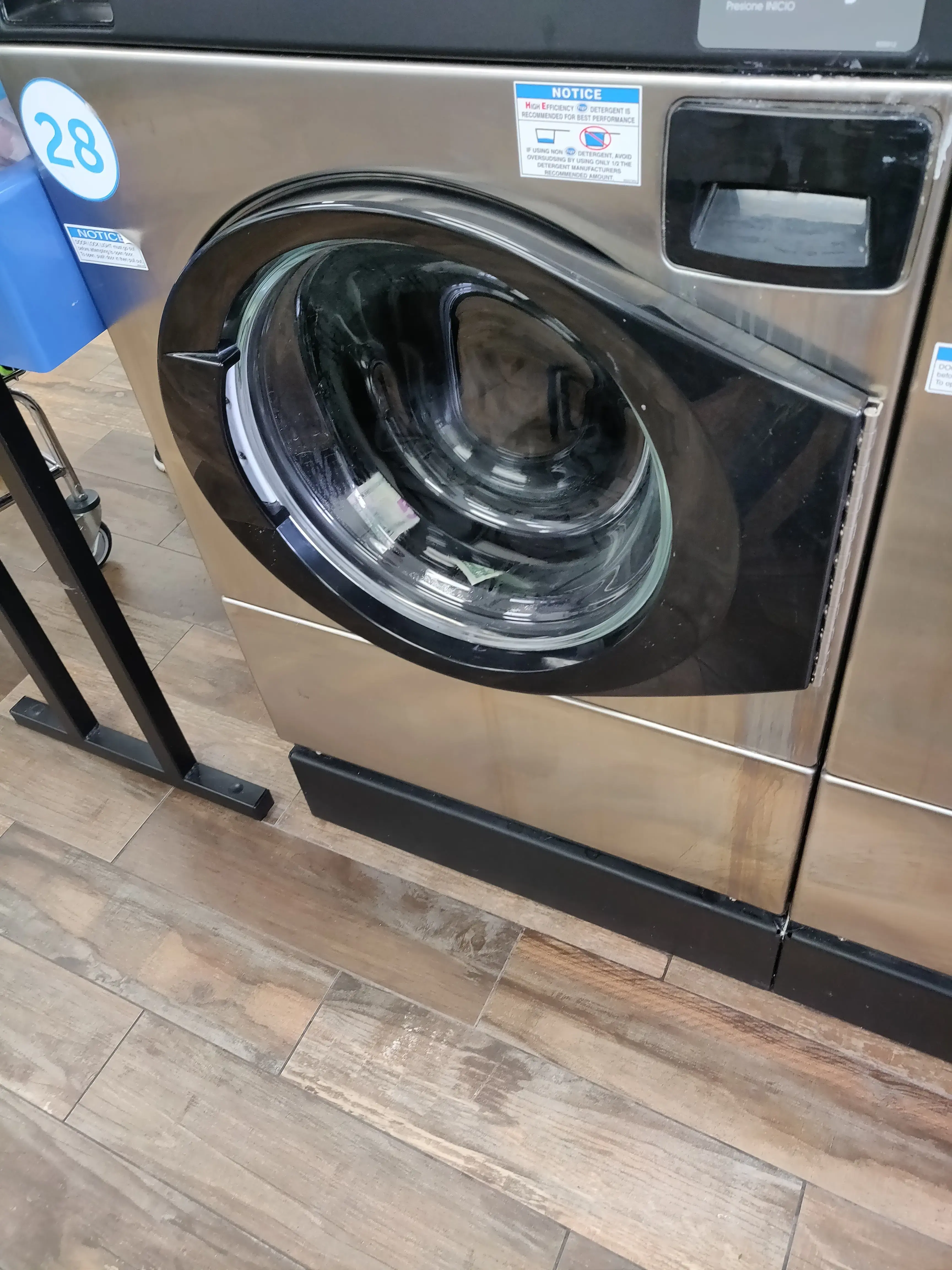 Laundry Haven Hollywood thumbnail 6