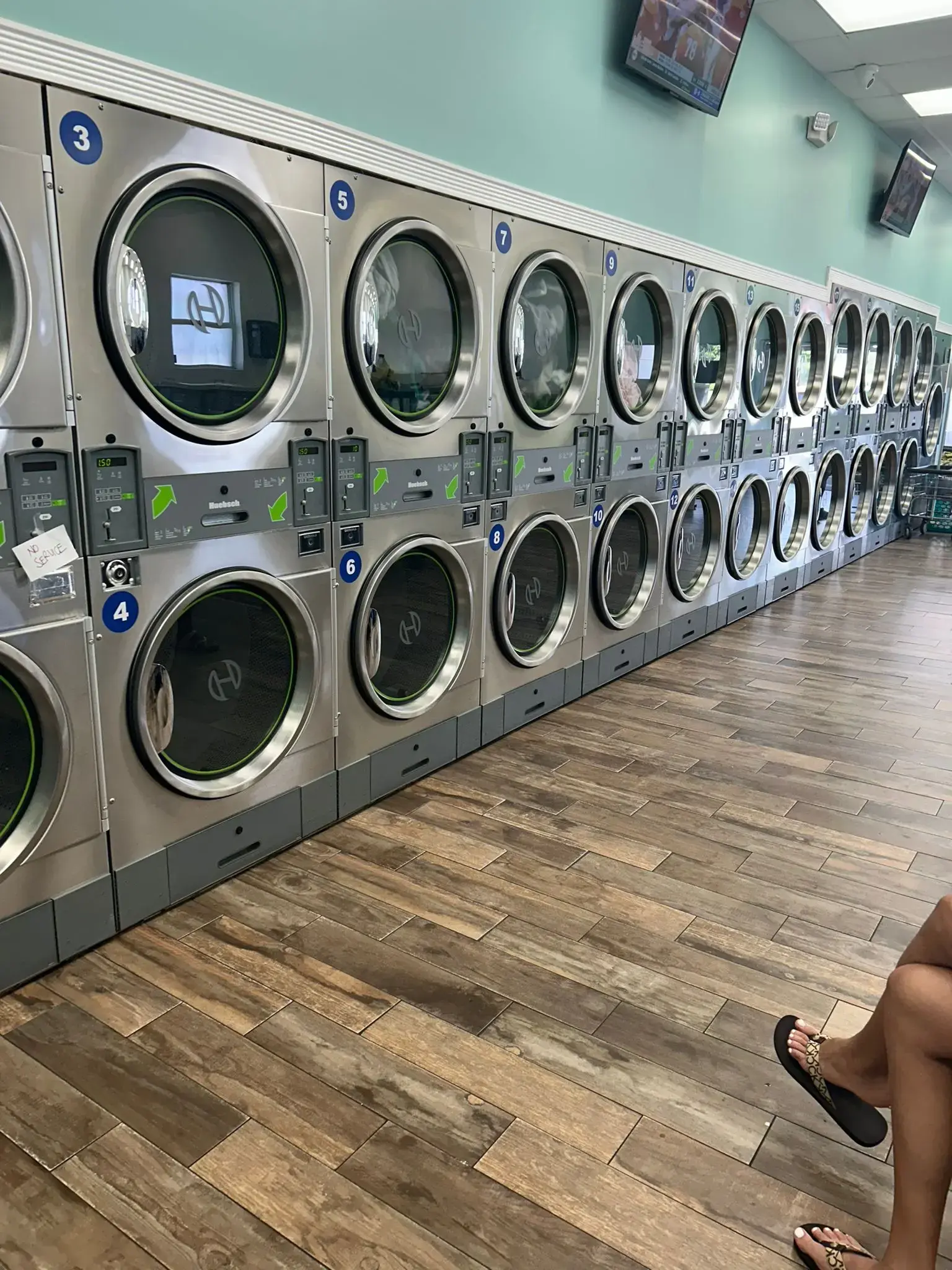 Laundry Haven Hollywood thumbnail 1