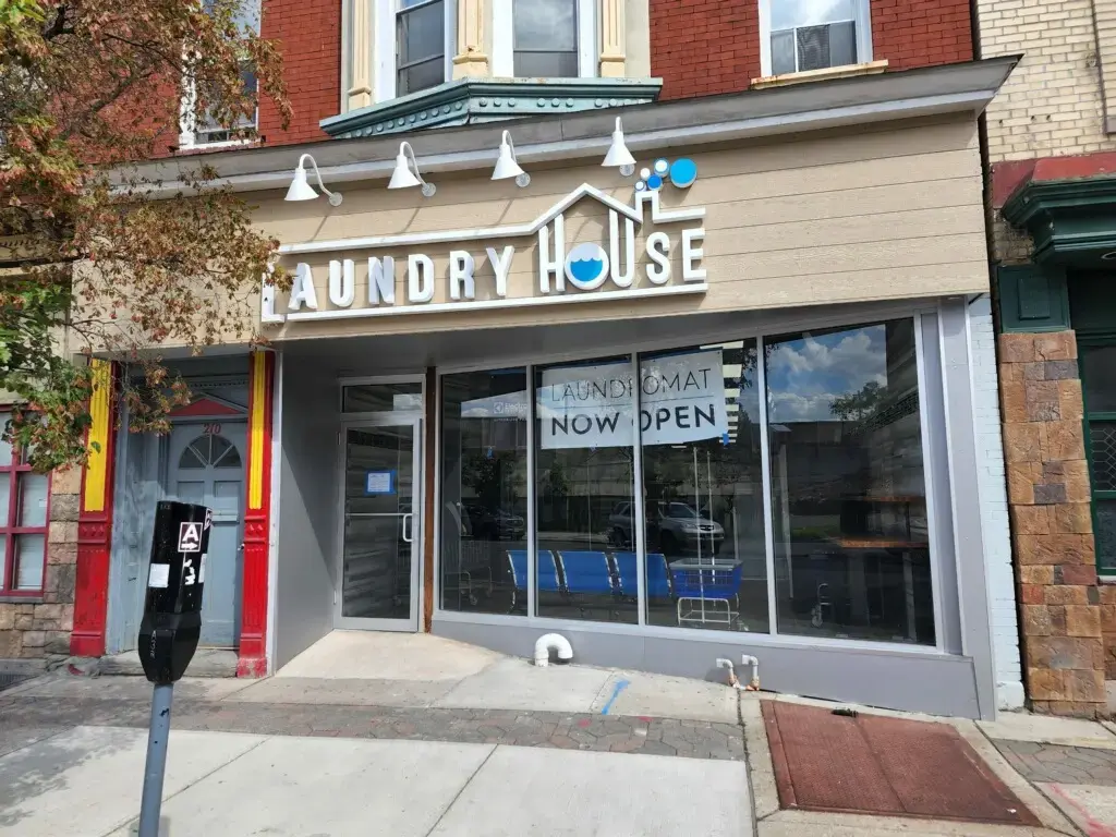 Laundry House of Bayonne thumbnail 2
