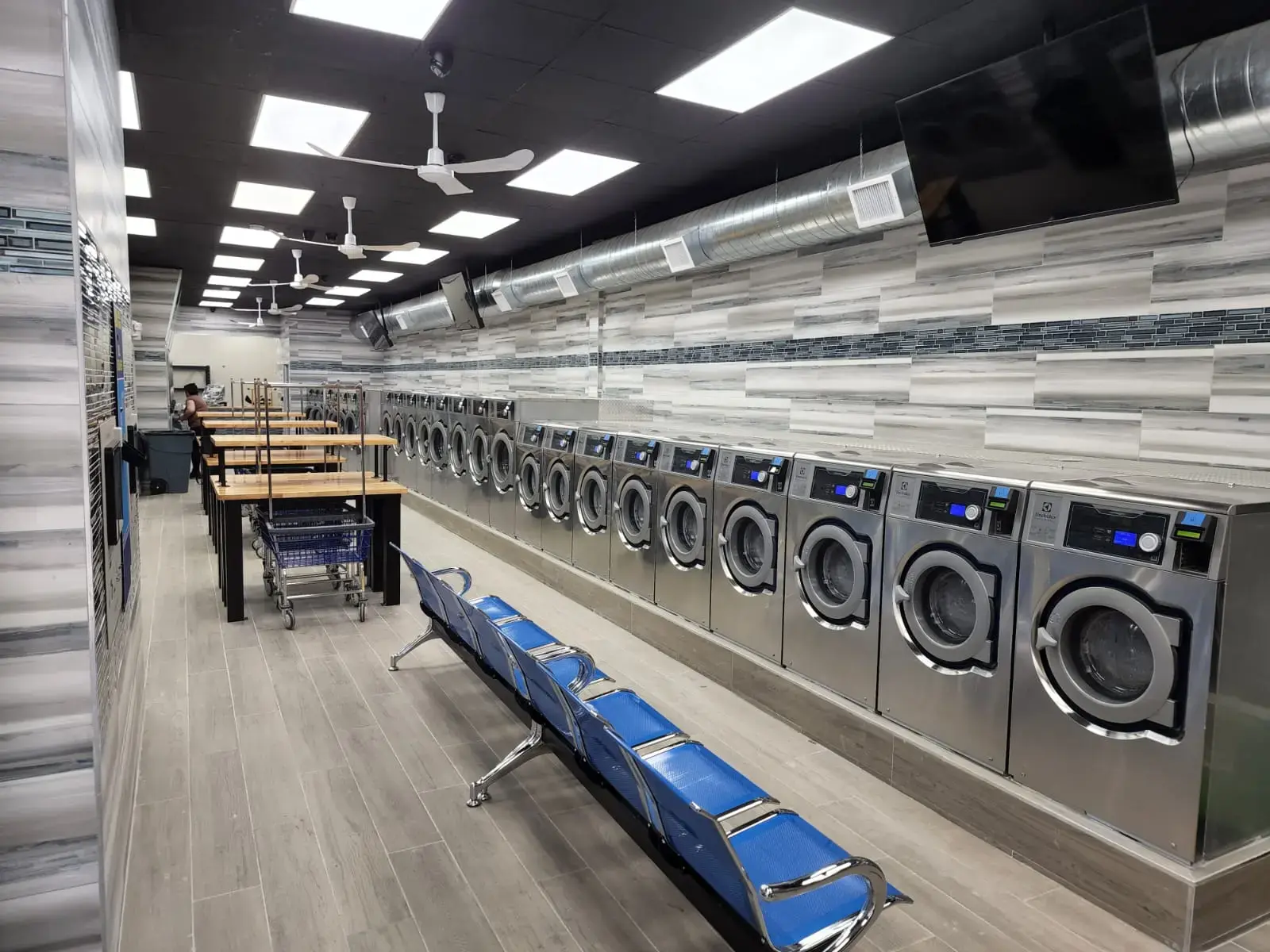 Laundry House of Bayonne thumbnail 16