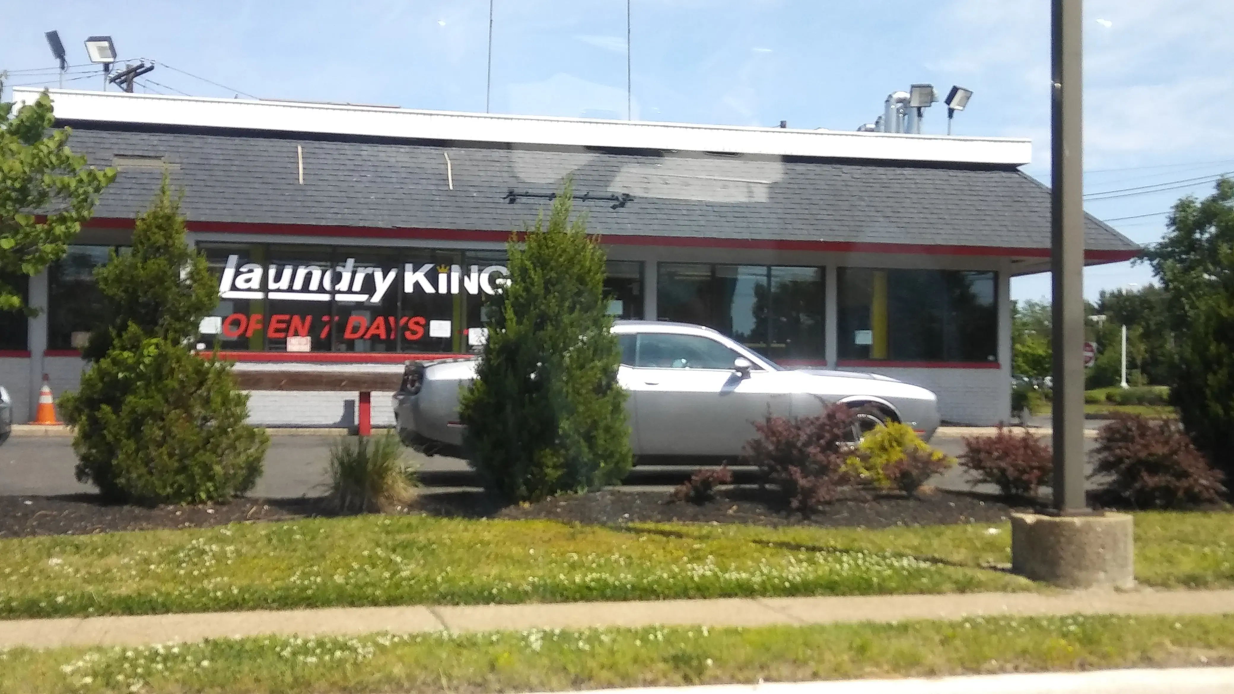 Laundry King - Image 2