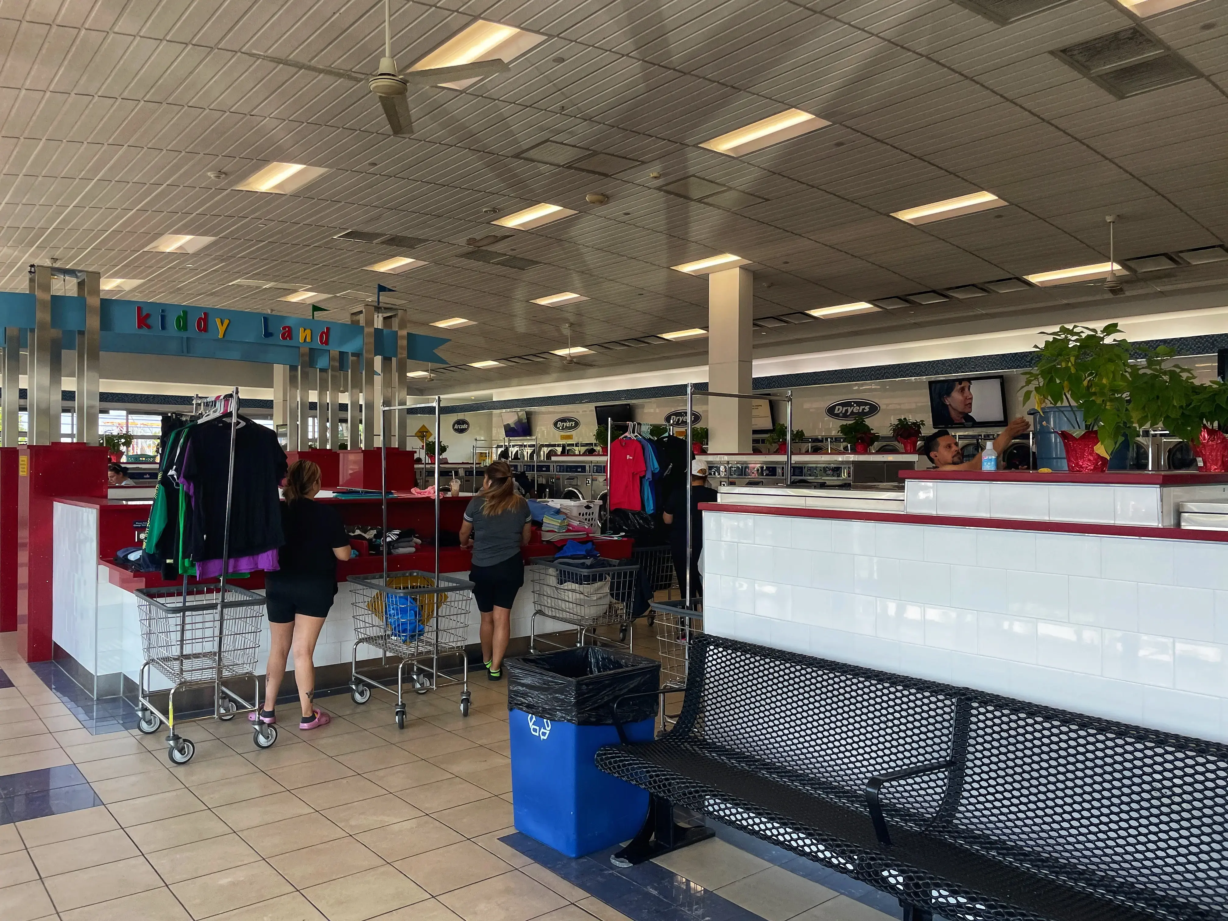 Laundry King East Dundee thumbnail 6