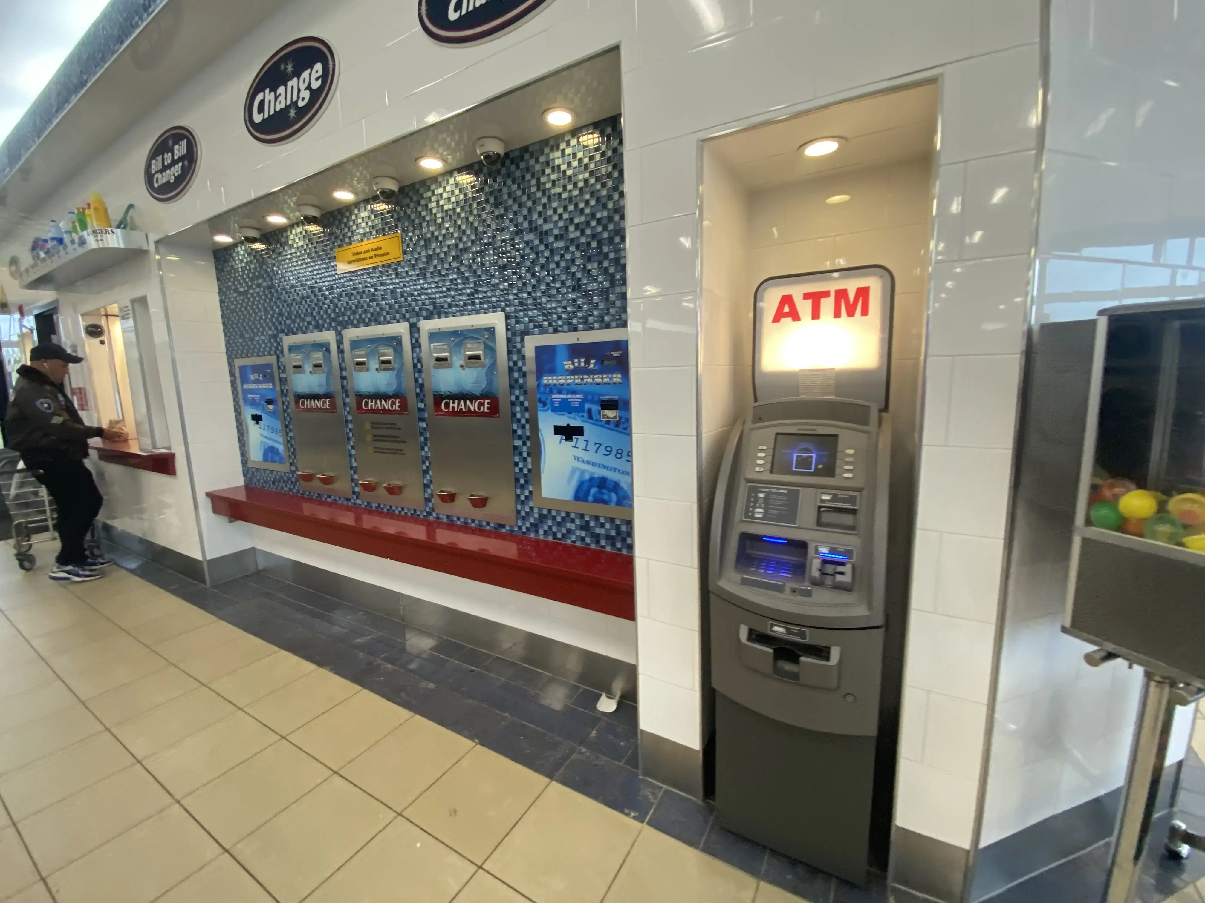 Laundry King East Dundee - Image 13