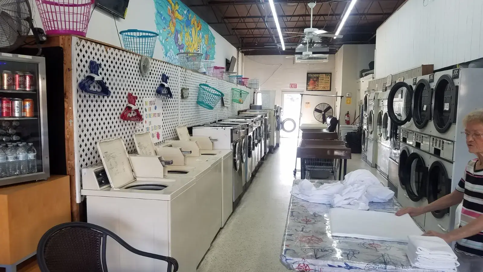 Laundry Land Coin Laundry - Image 13