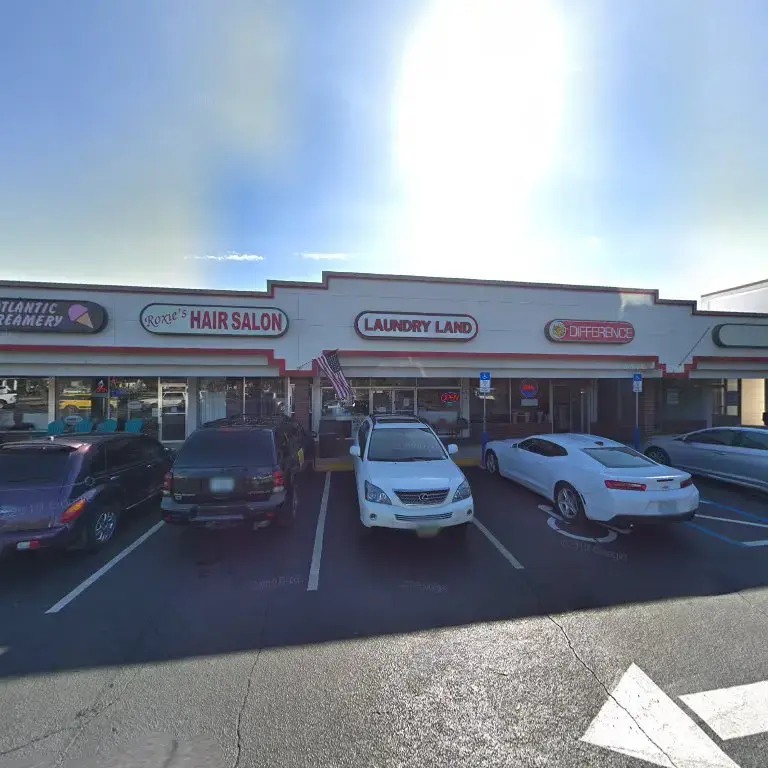 Laundry Land Coin Laundry - Image 17