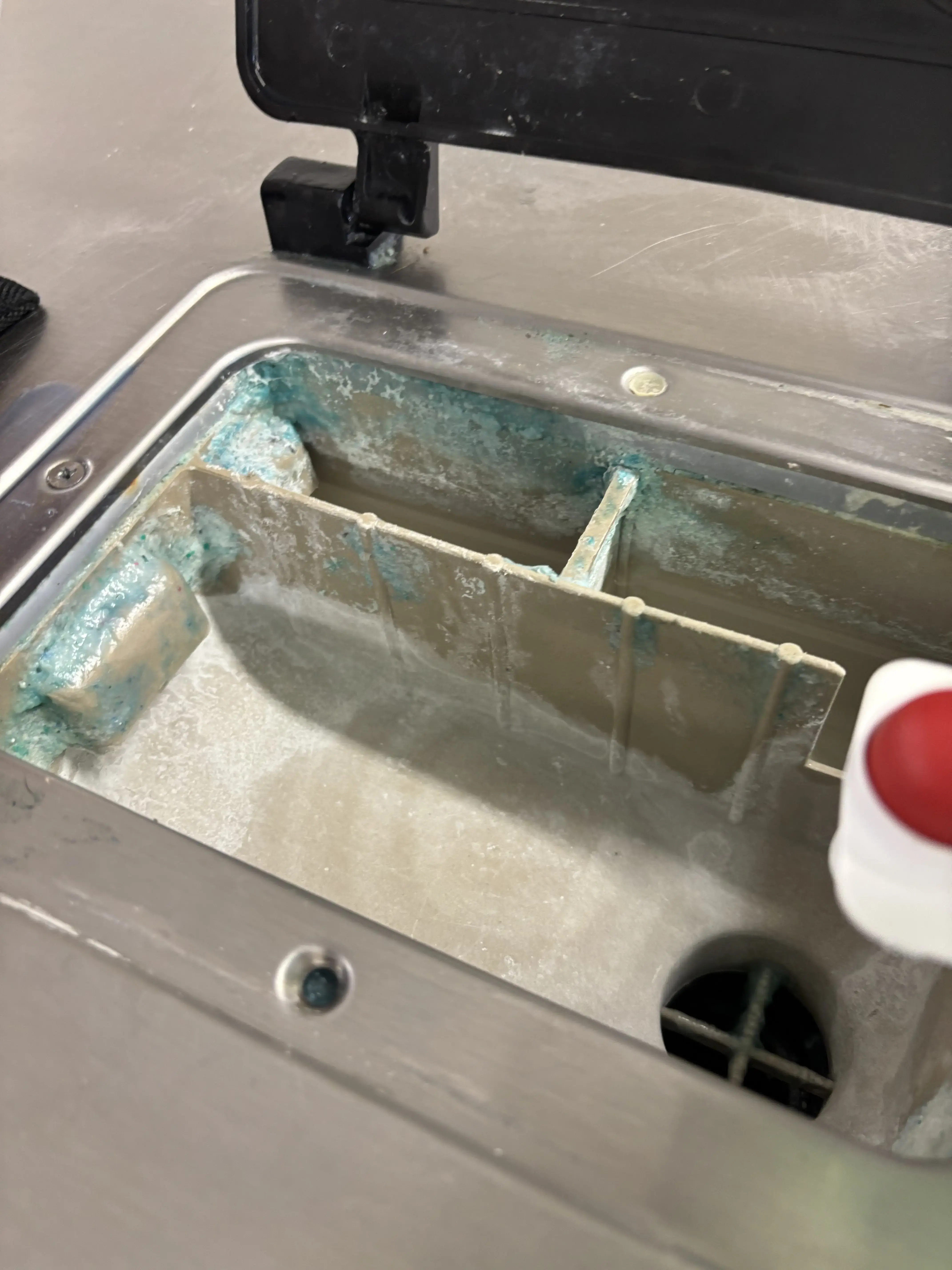 Laundry Land Laundromat - Image 3