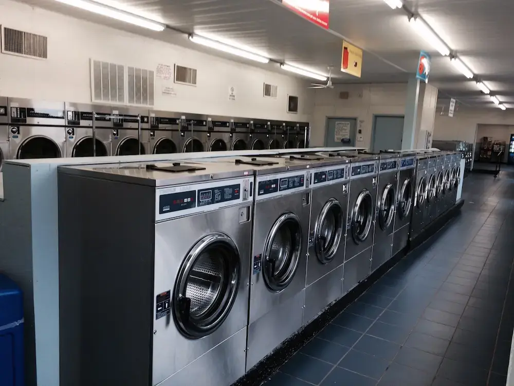 Laundry Land Laundromat thumbnail 15