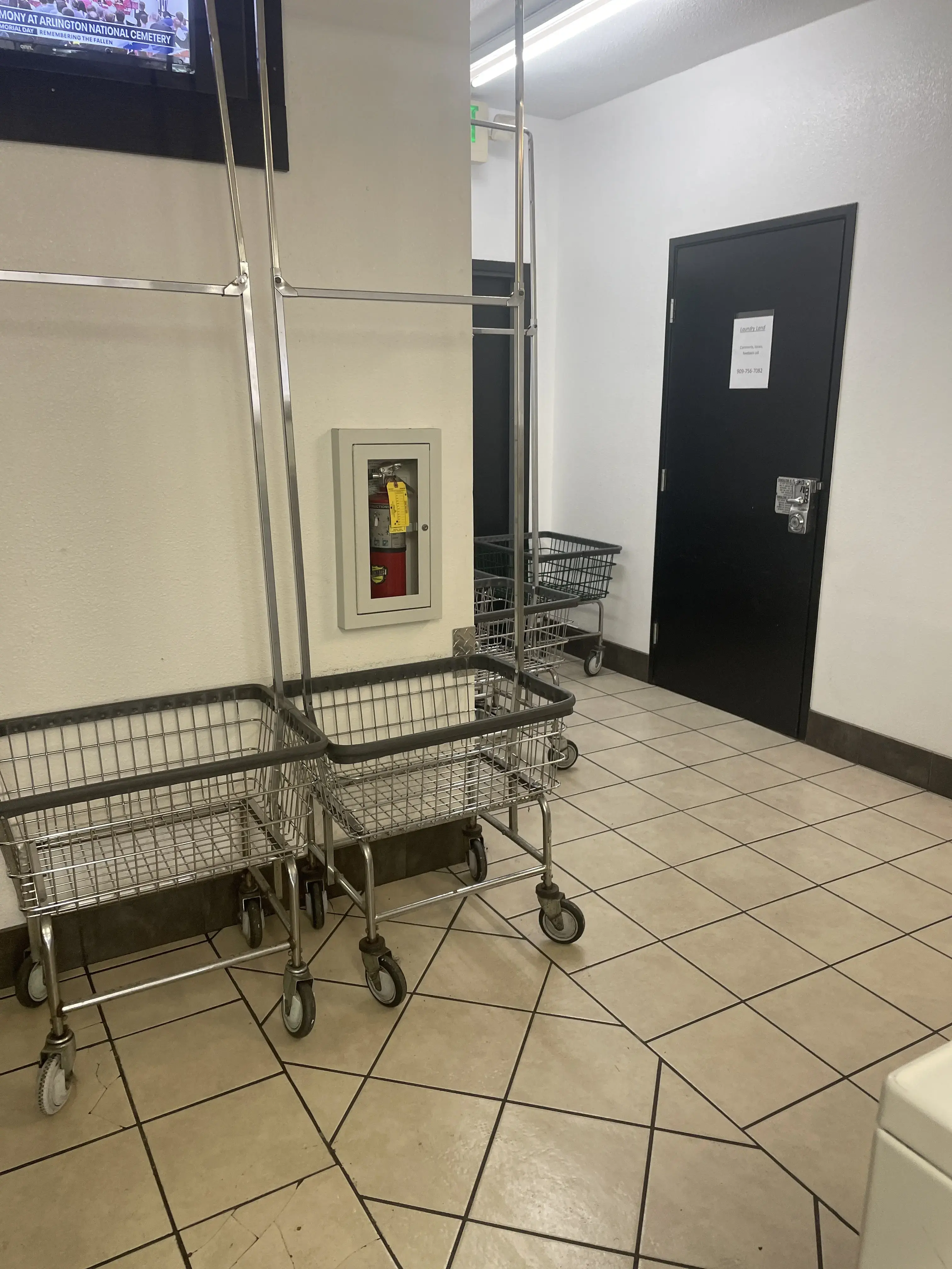 Laundry Land / Lavanderia - Image 17
