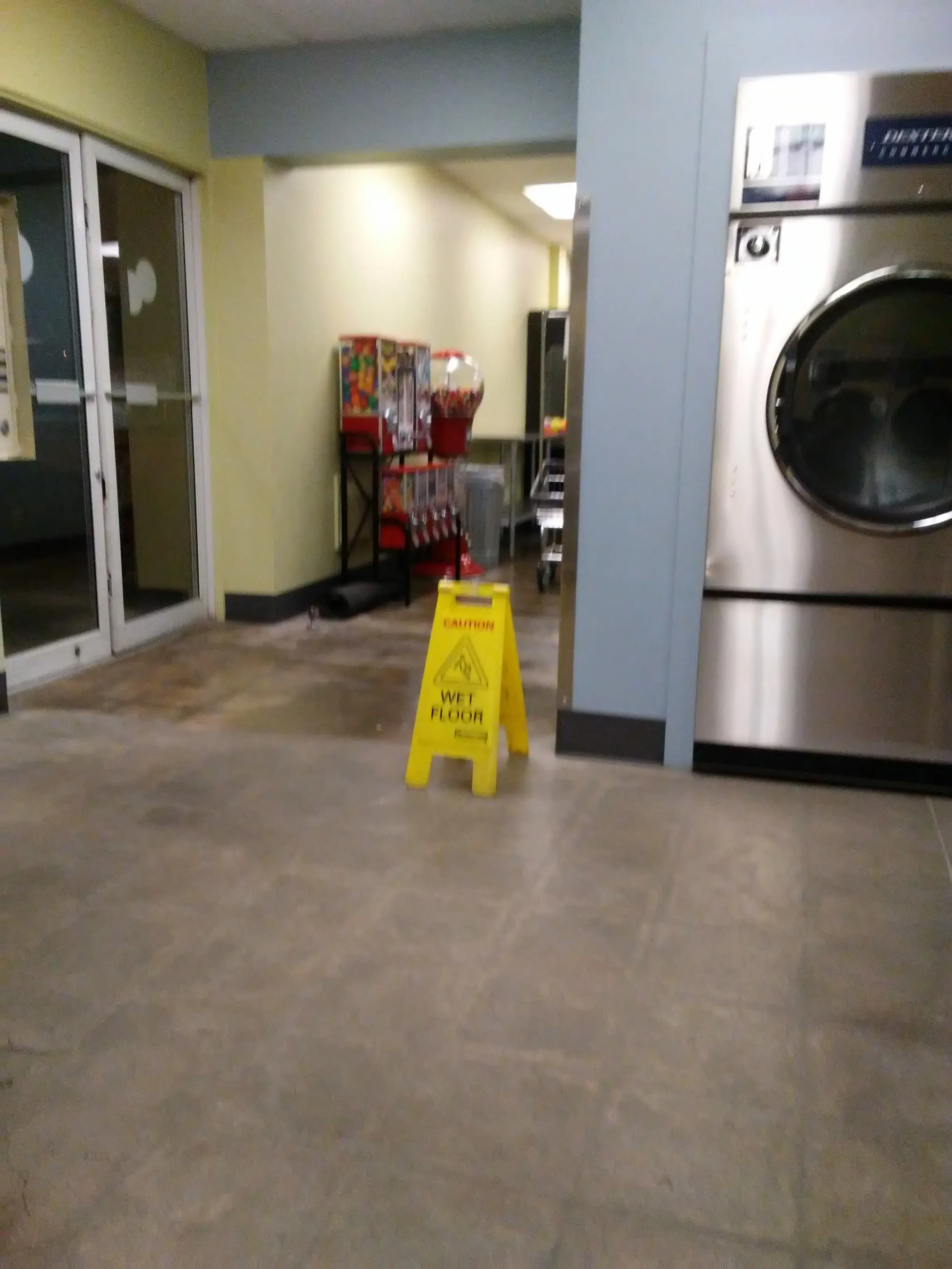 Laundry Land - Image 7