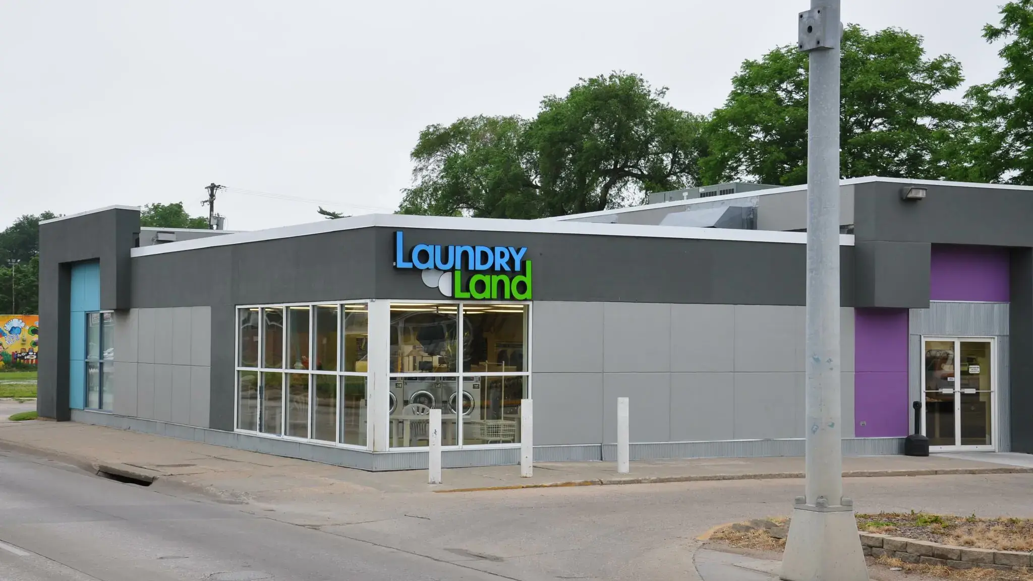Laundry Land location