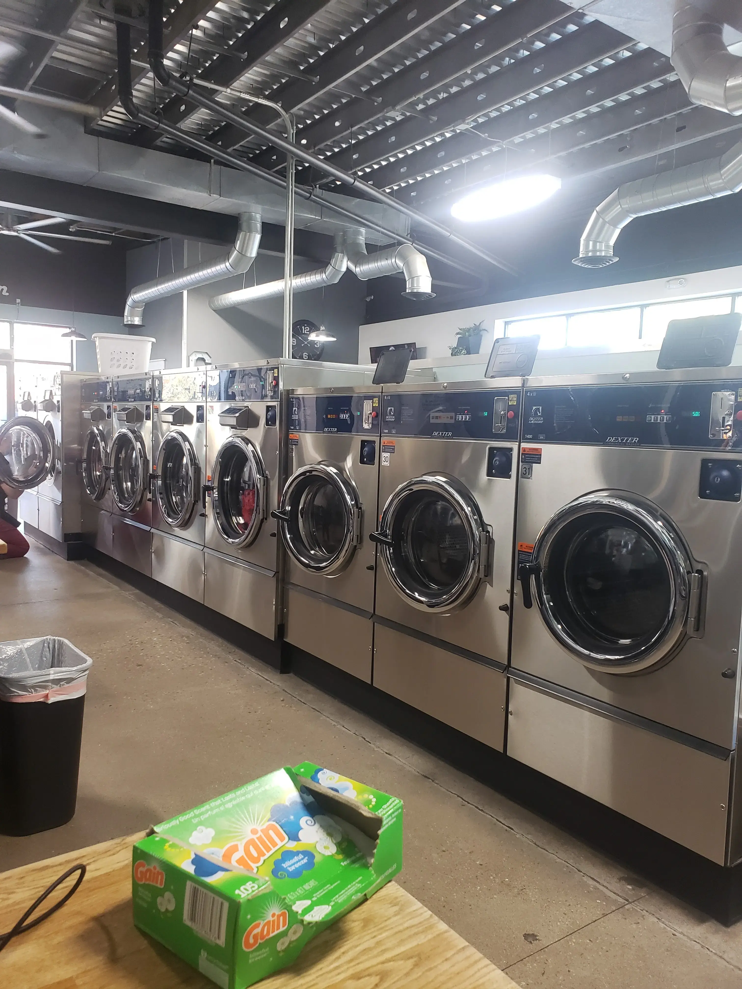 Laundry Loft Laundromat & Car Wash thumbnail 19
