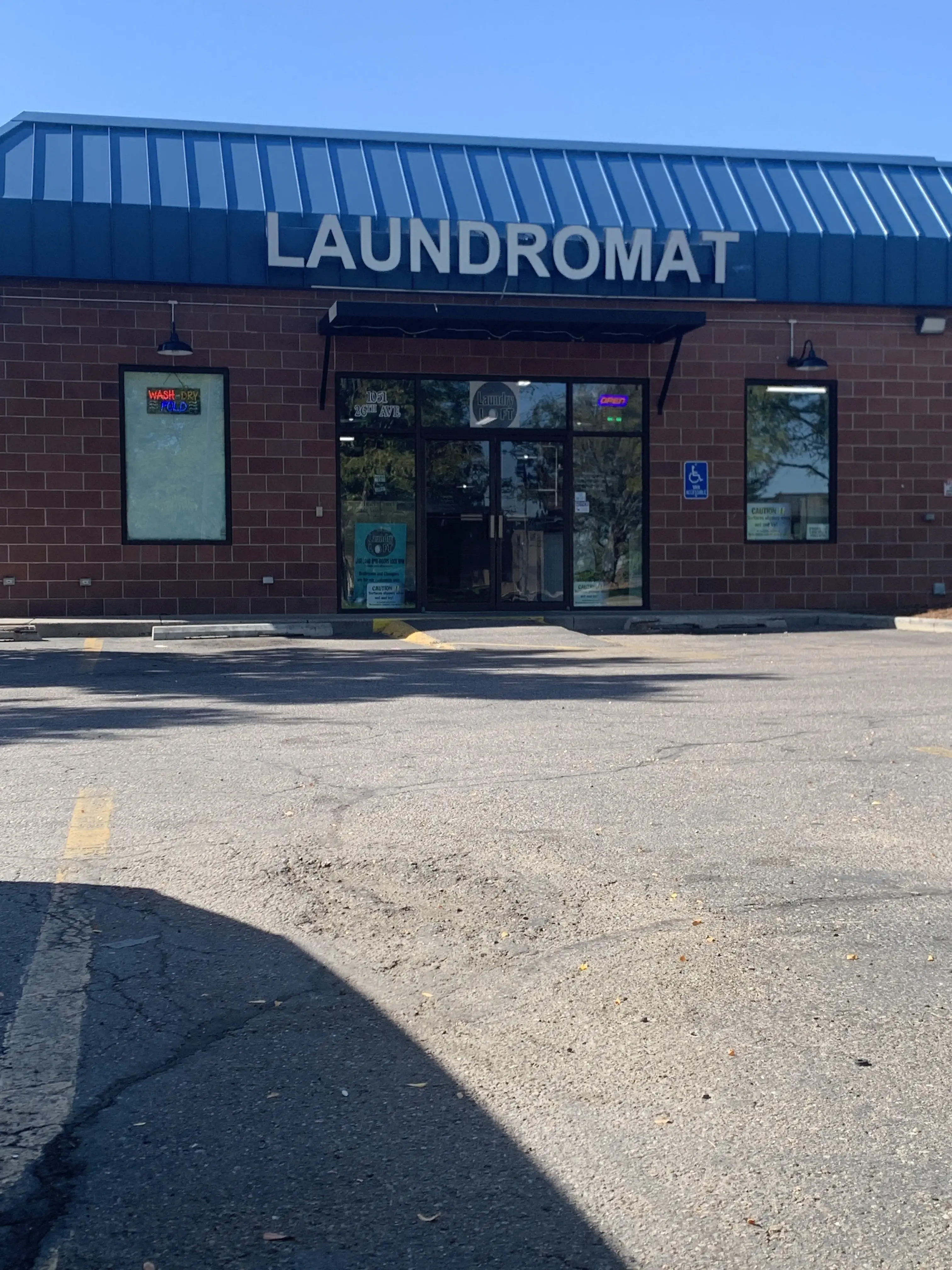 Laundry Loft Laundromat & Car Wash thumbnail 20