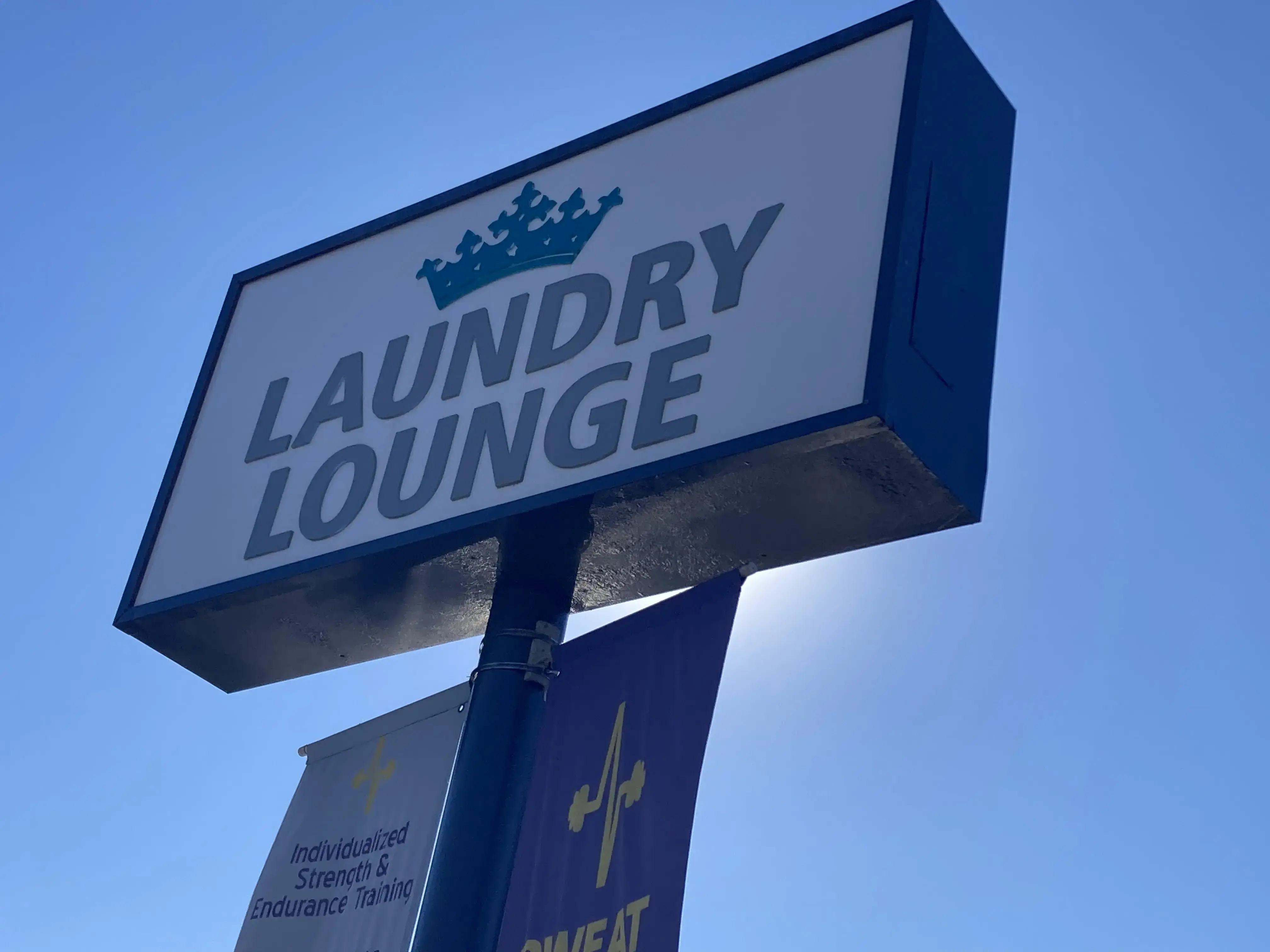 Laundry Lounge Coronado thumbnail 17