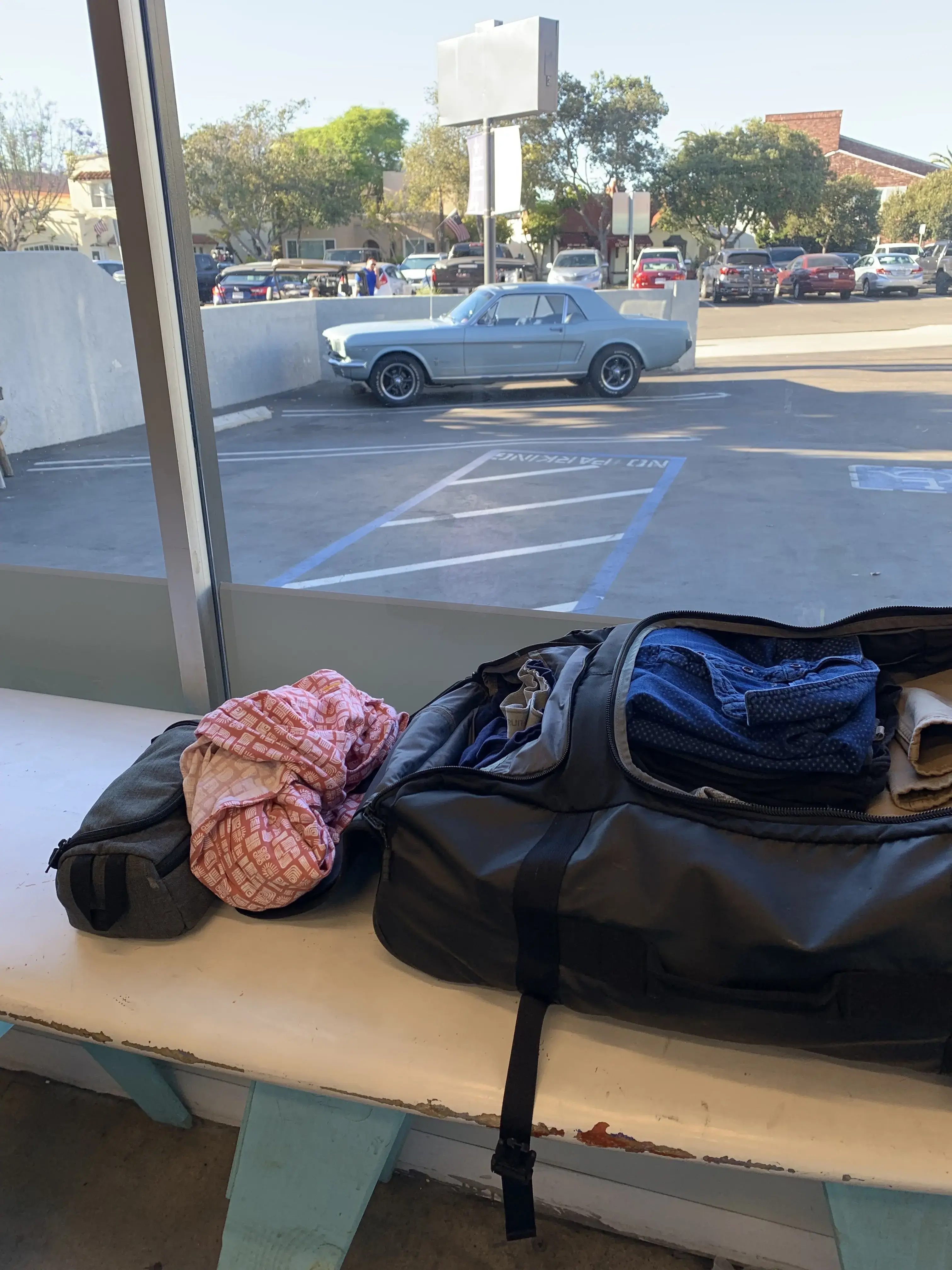 Laundry Lounge Coronado - Image 15