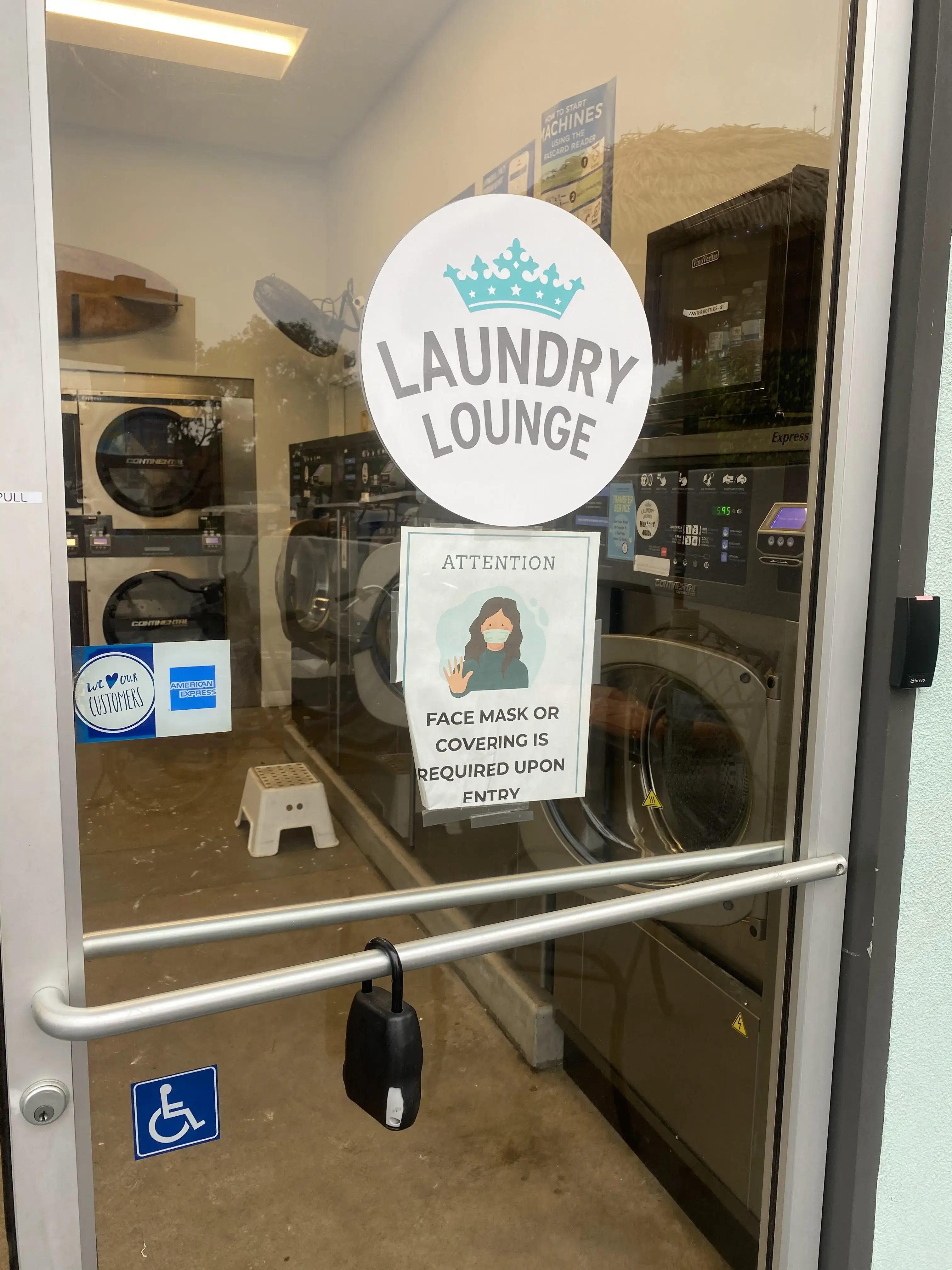Laundry Lounge Coronado thumbnail 13