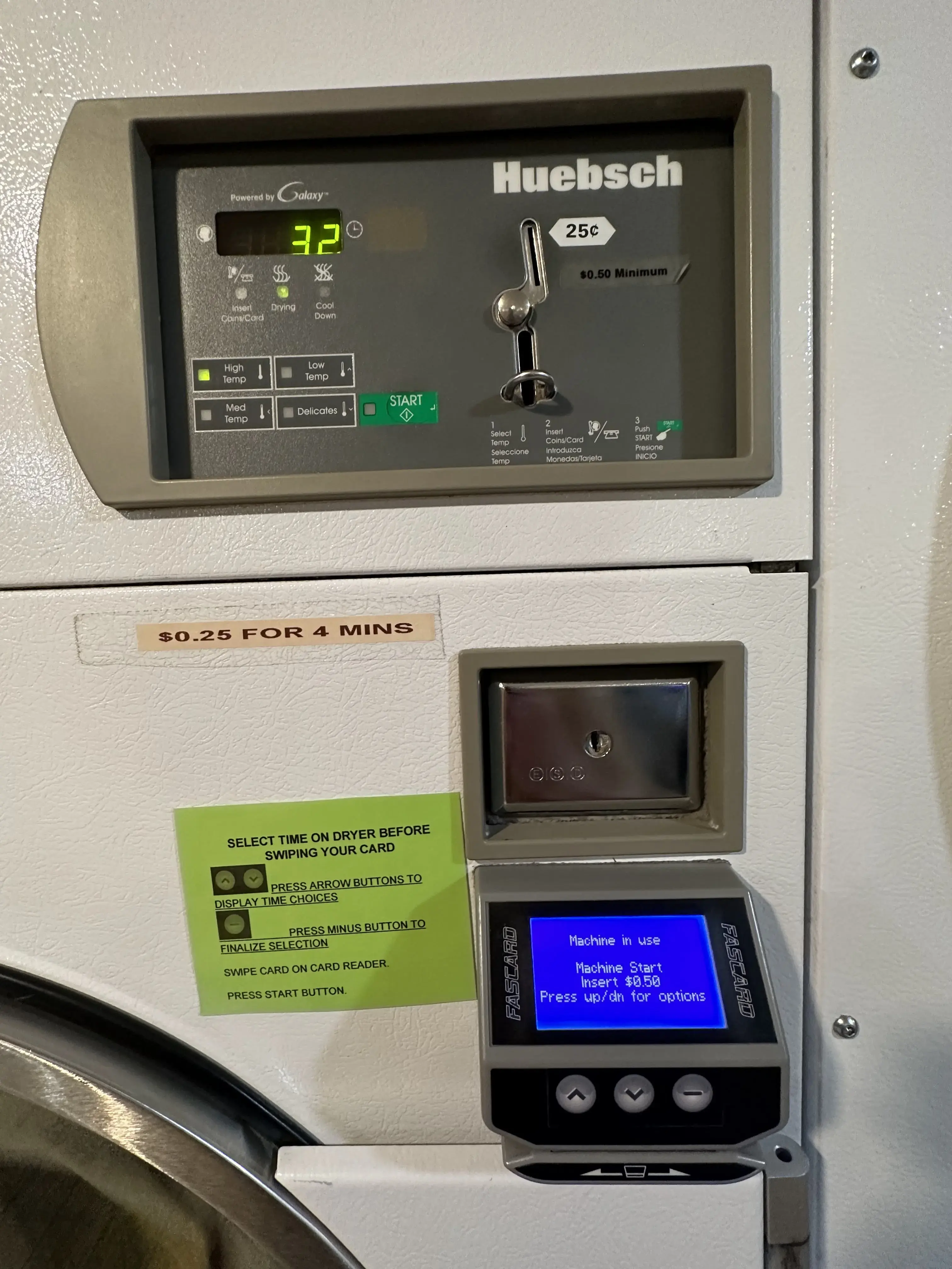 Laundry Lounge Laundromat thumbnail 16