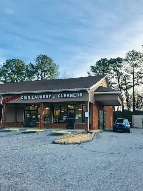 Laundry Lounge Sandy Springs thumbnail 4