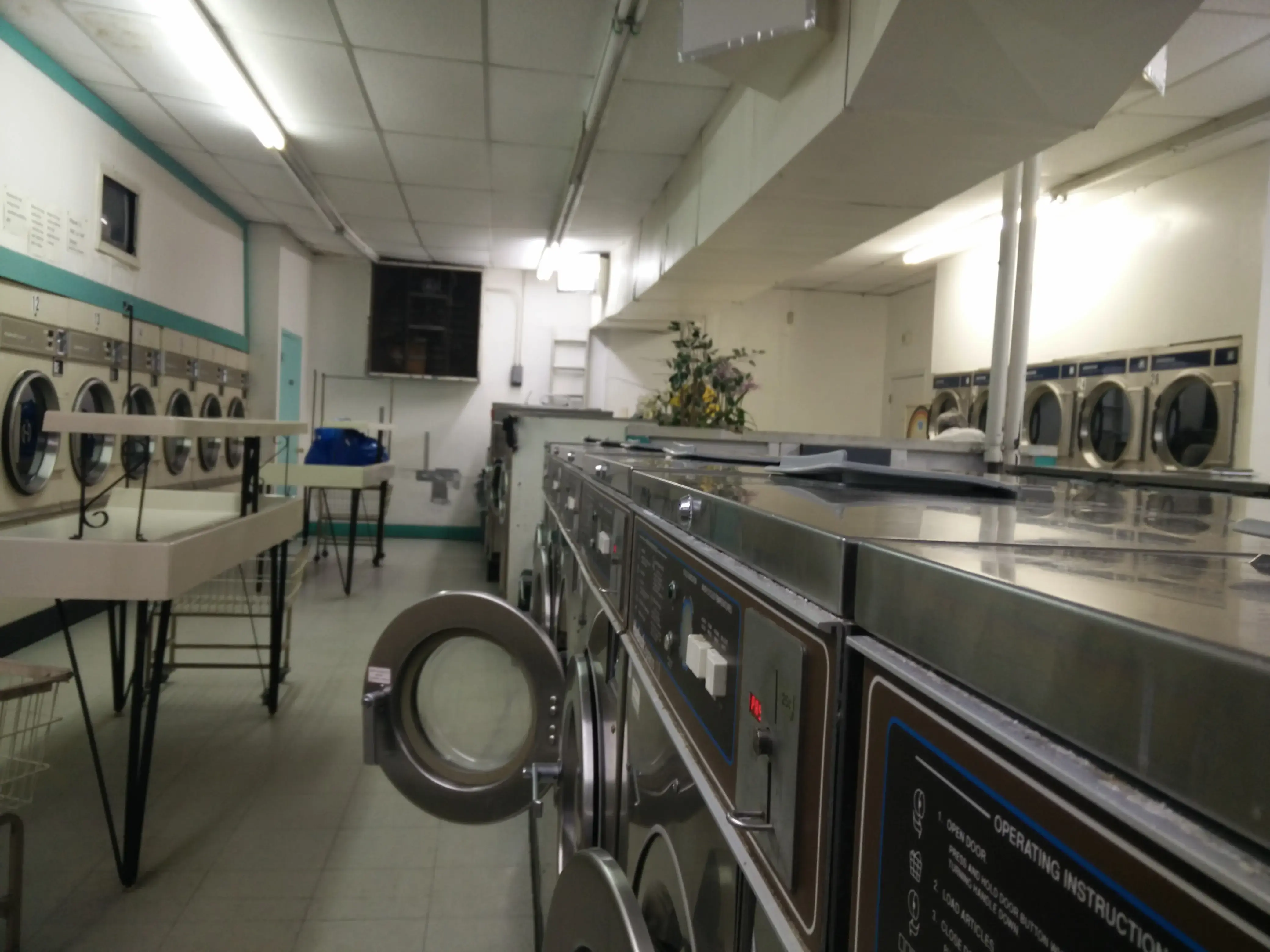 Laundry Lounge Sandy Springs thumbnail 19