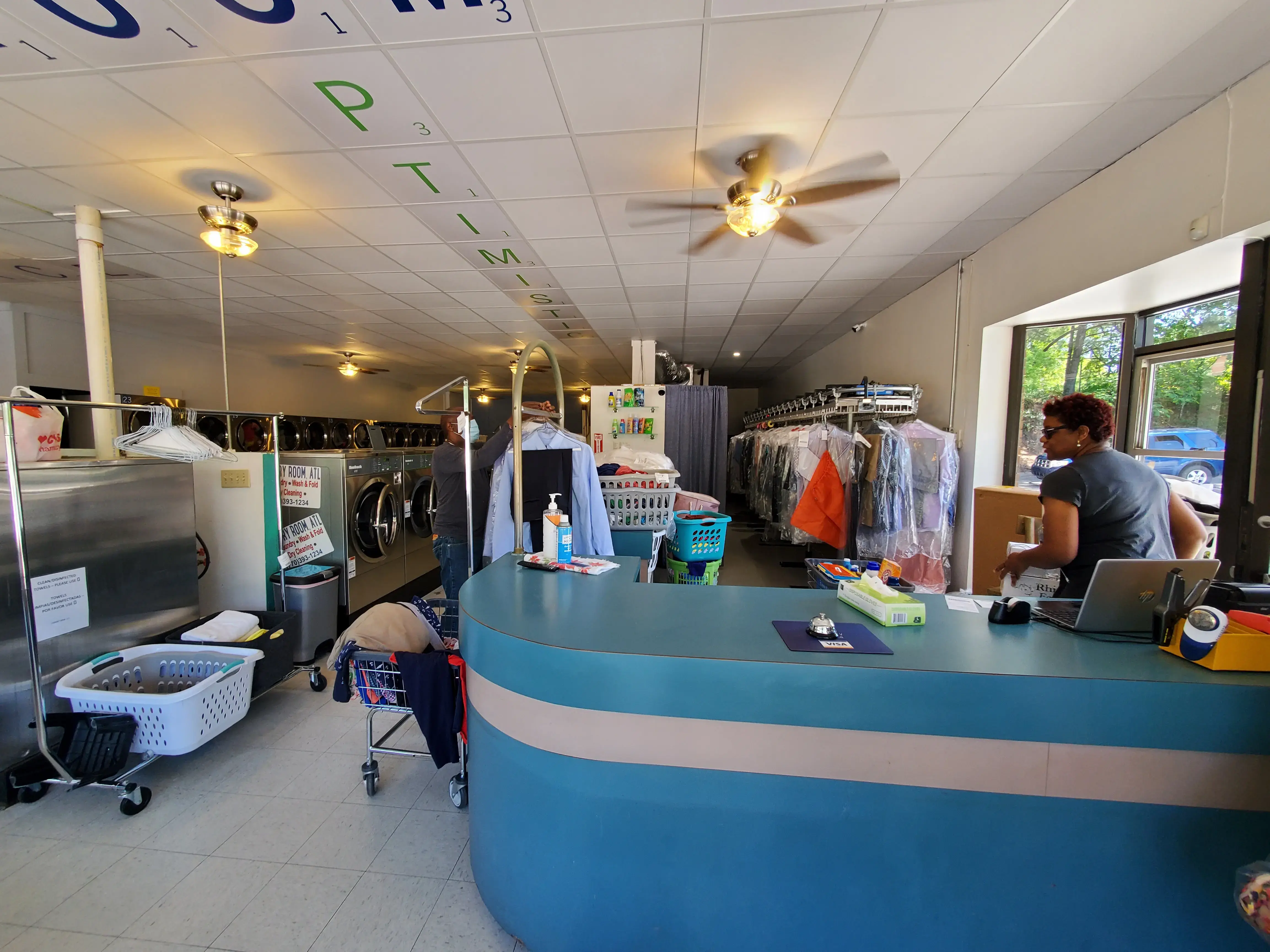 Laundry Lounge Sandy Springs thumbnail 13