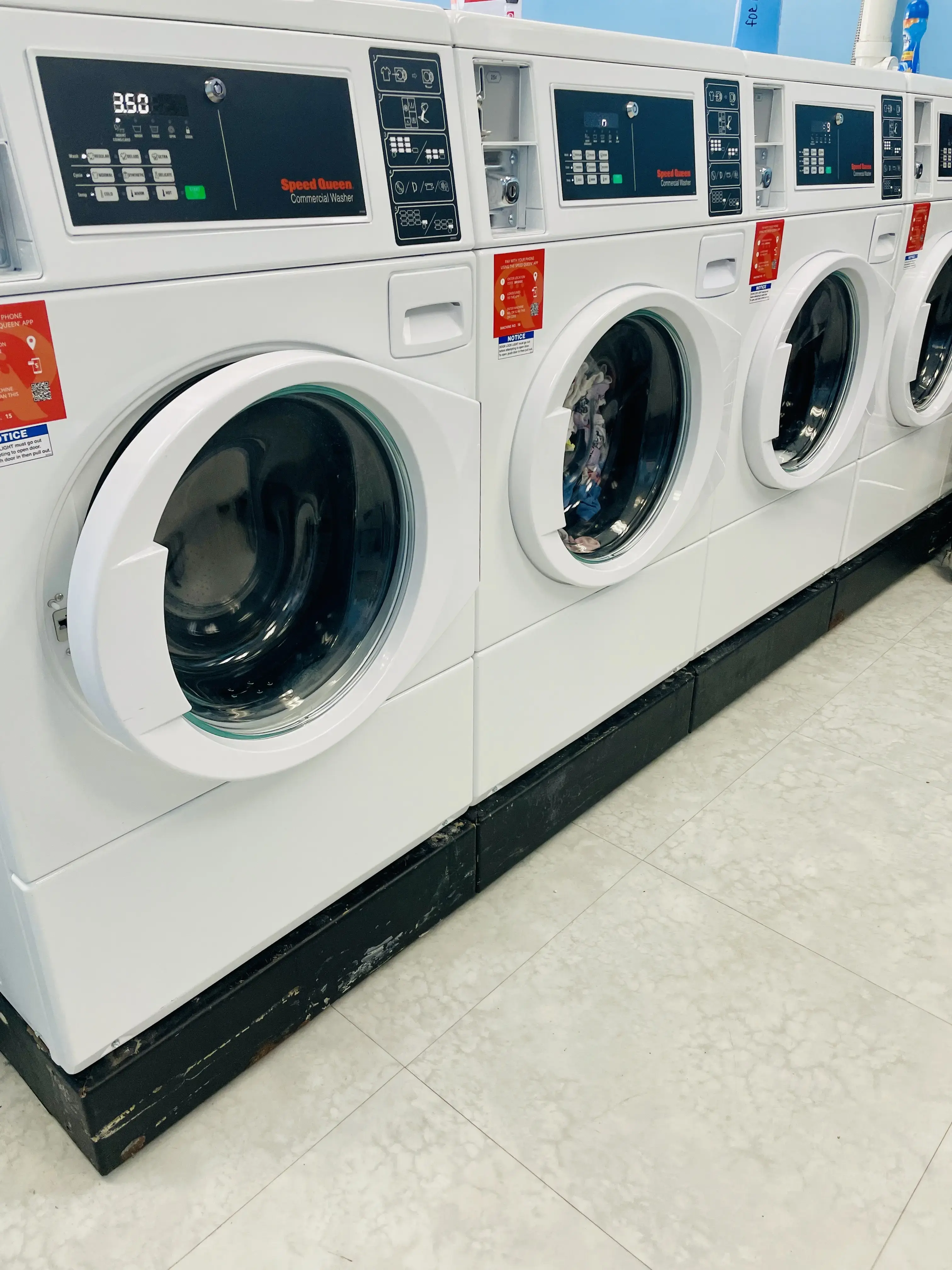 Laundry Luke's - Bridgeton Laundry Mat - Image 16