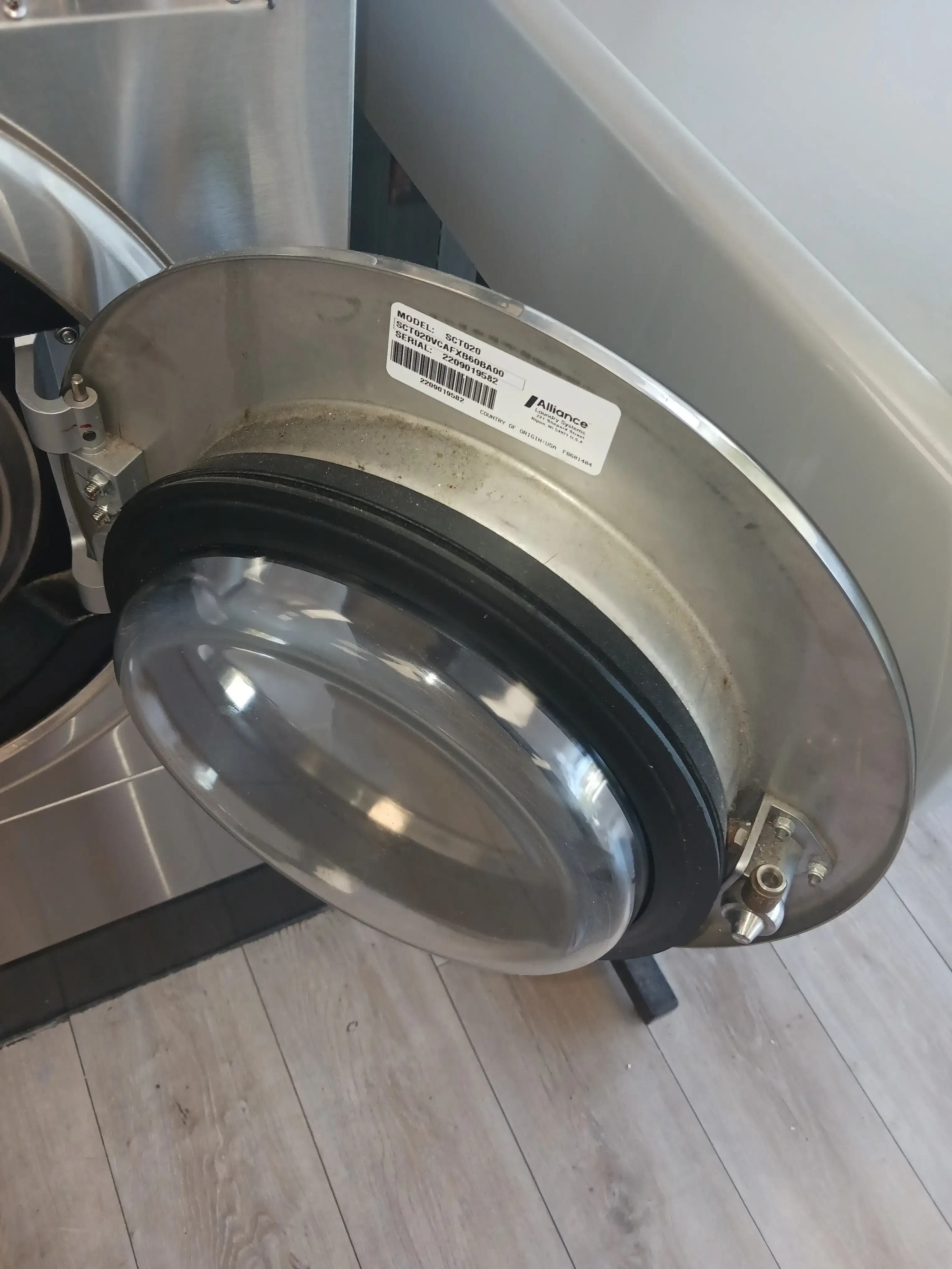 Laundry Lukes - Hazelwood - Image 4