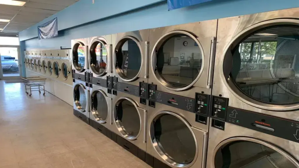 Laundry Lukes - Hazelwood thumbnail 1