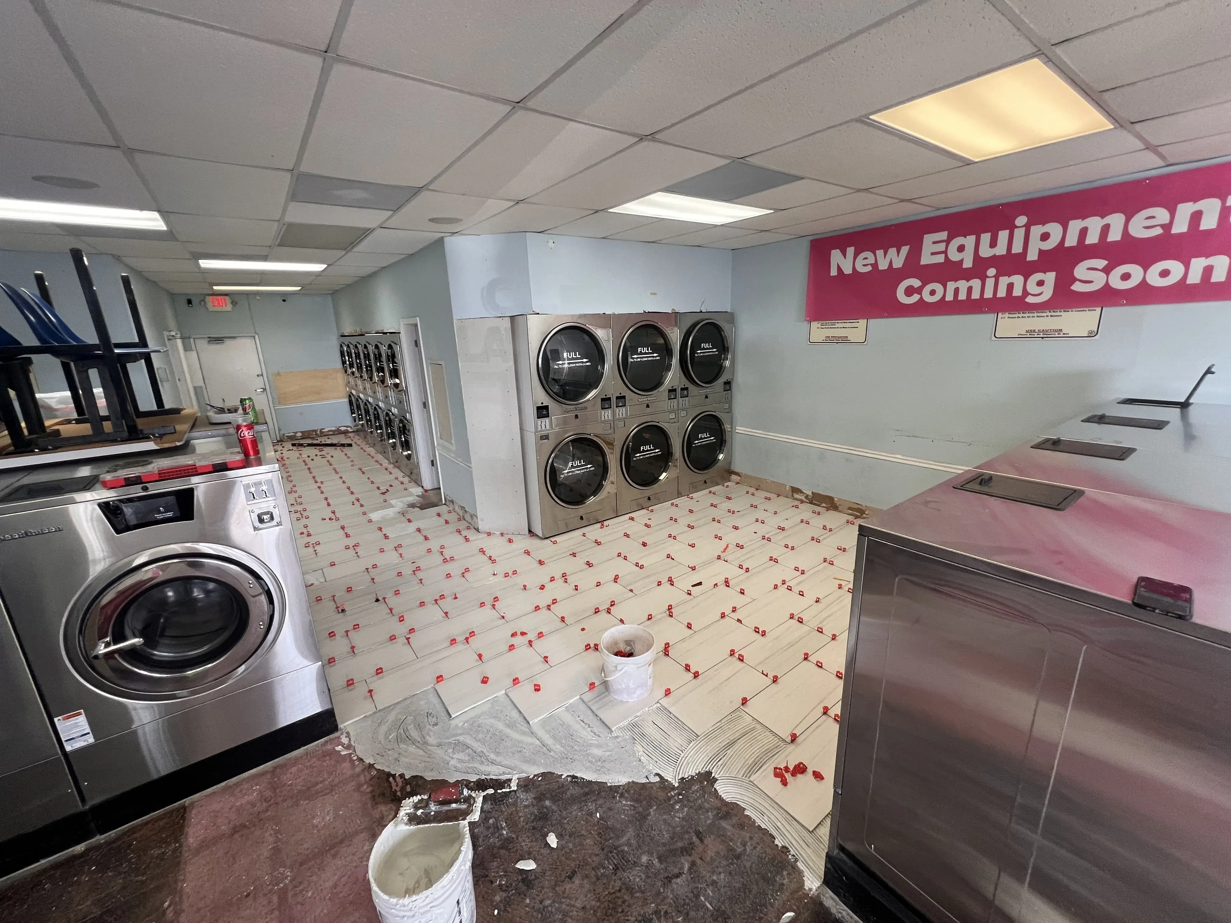 Laundry Luke's - Maryland Heights - Image 20