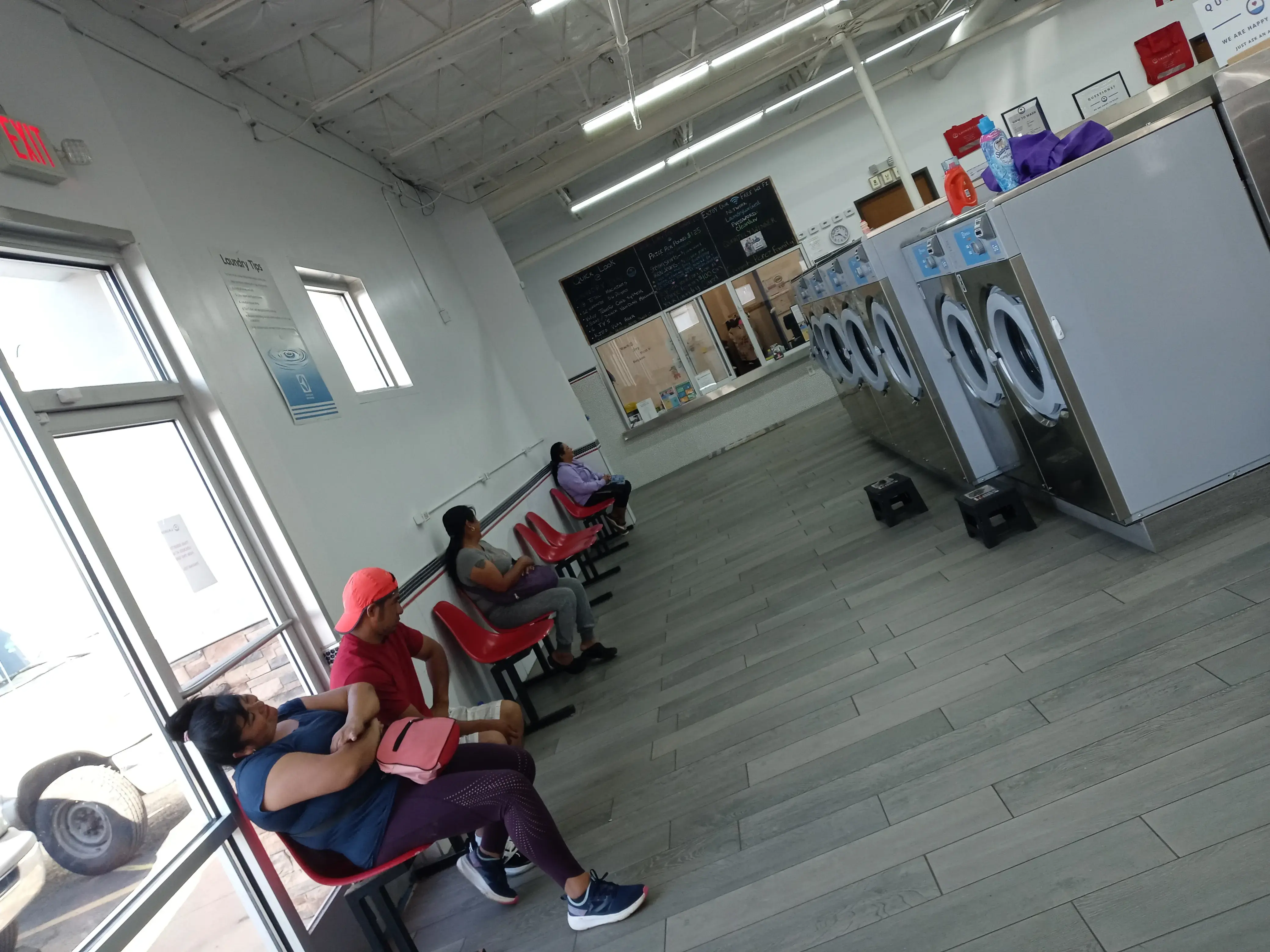 Laundry Luv Abilene - Image 9