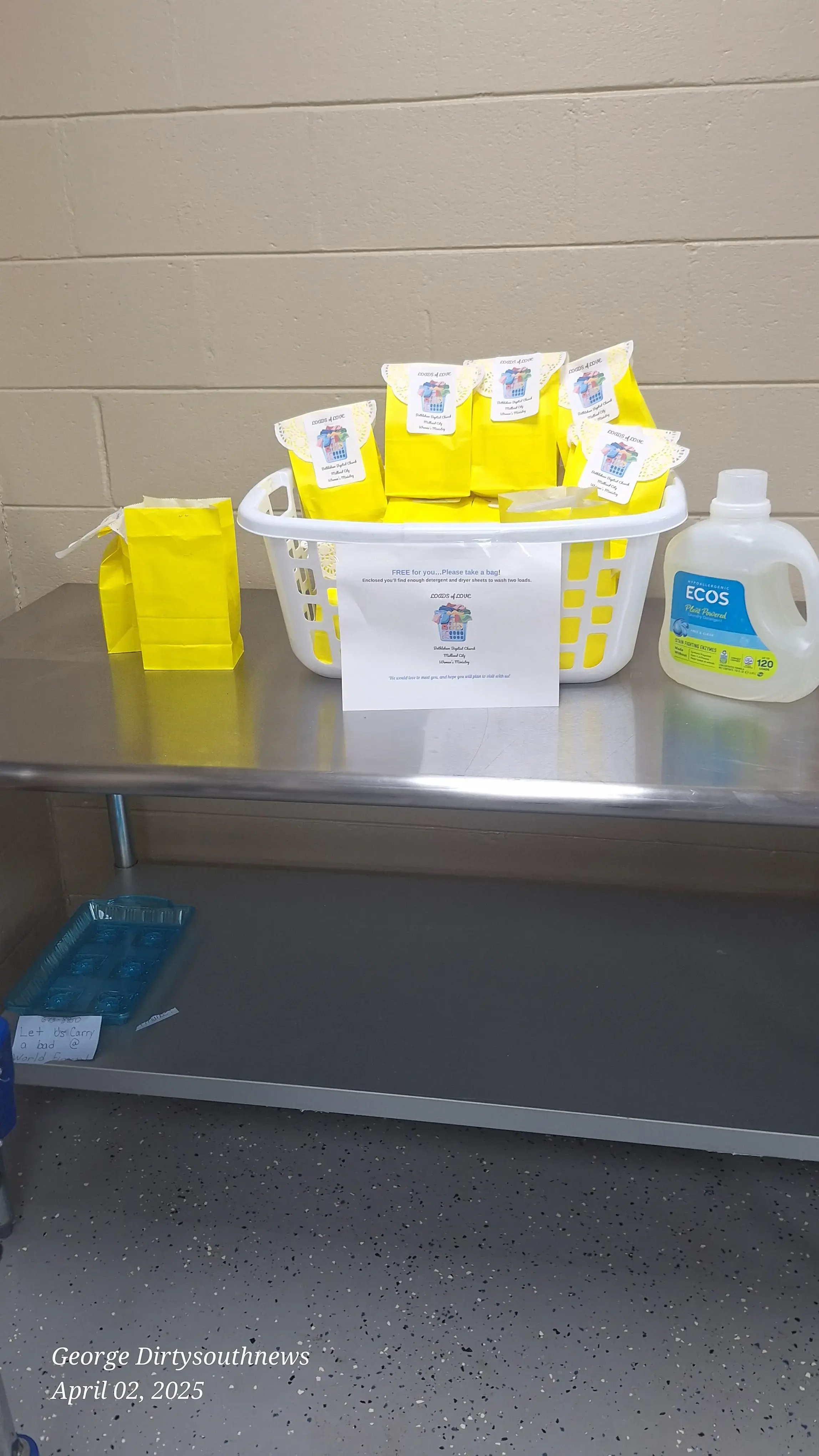 Laundry Luxe Laundromat thumbnail 6