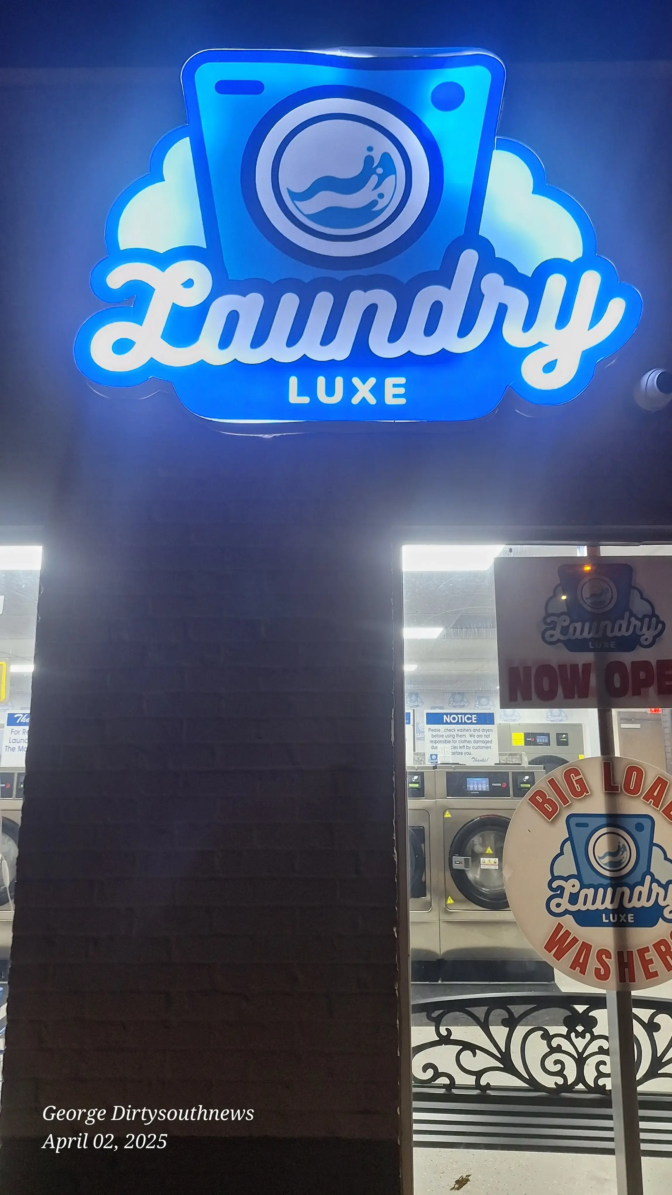 Laundry Luxe Laundromat thumbnail 5