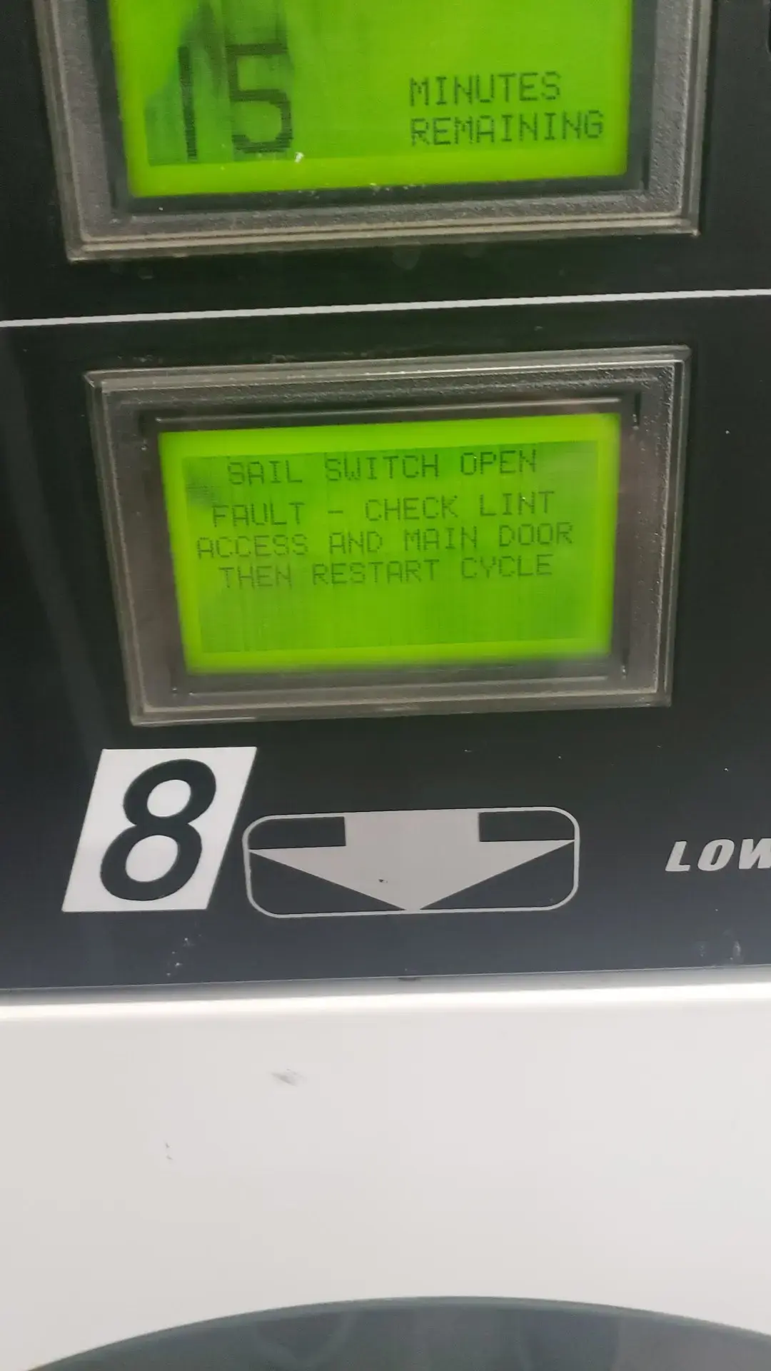 Laundry Mat thumbnail 3