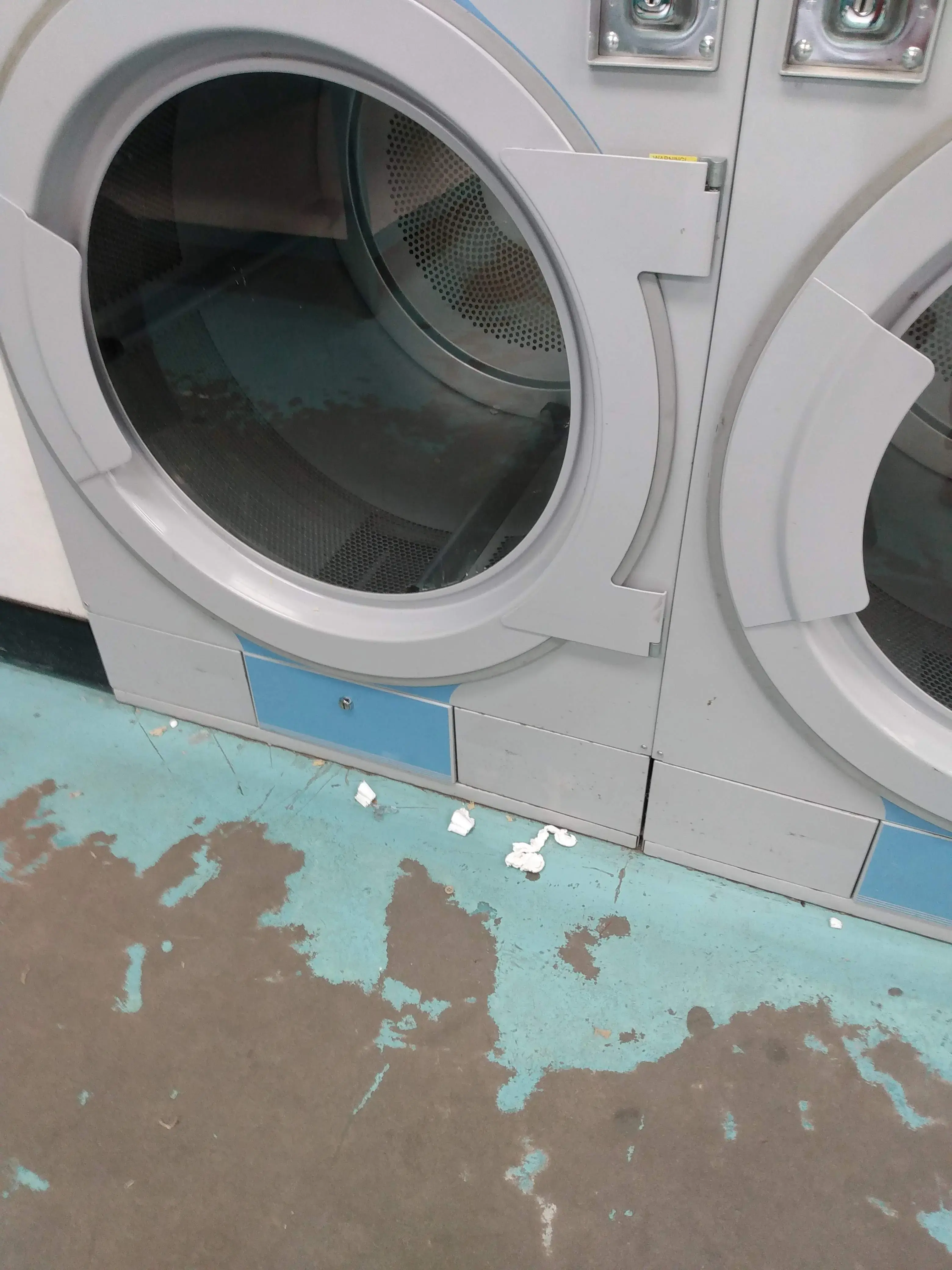 Laundry Mat thumbnail 4