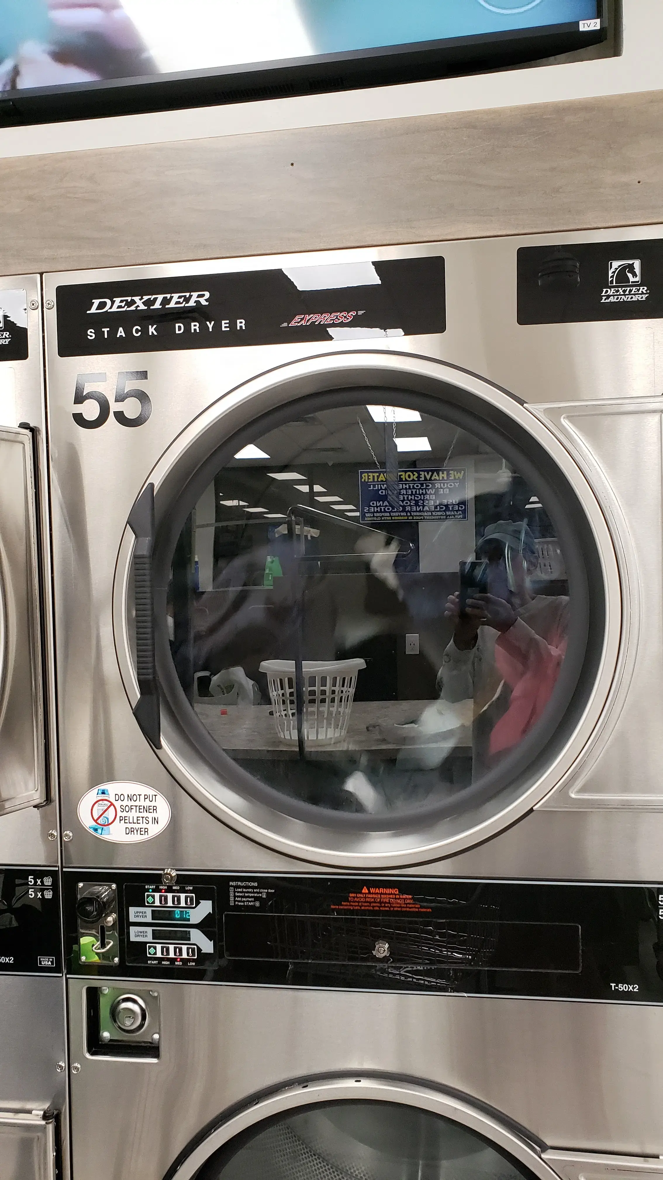 Laundry Max 24 Hour Laundromat wash and fold - Image 18