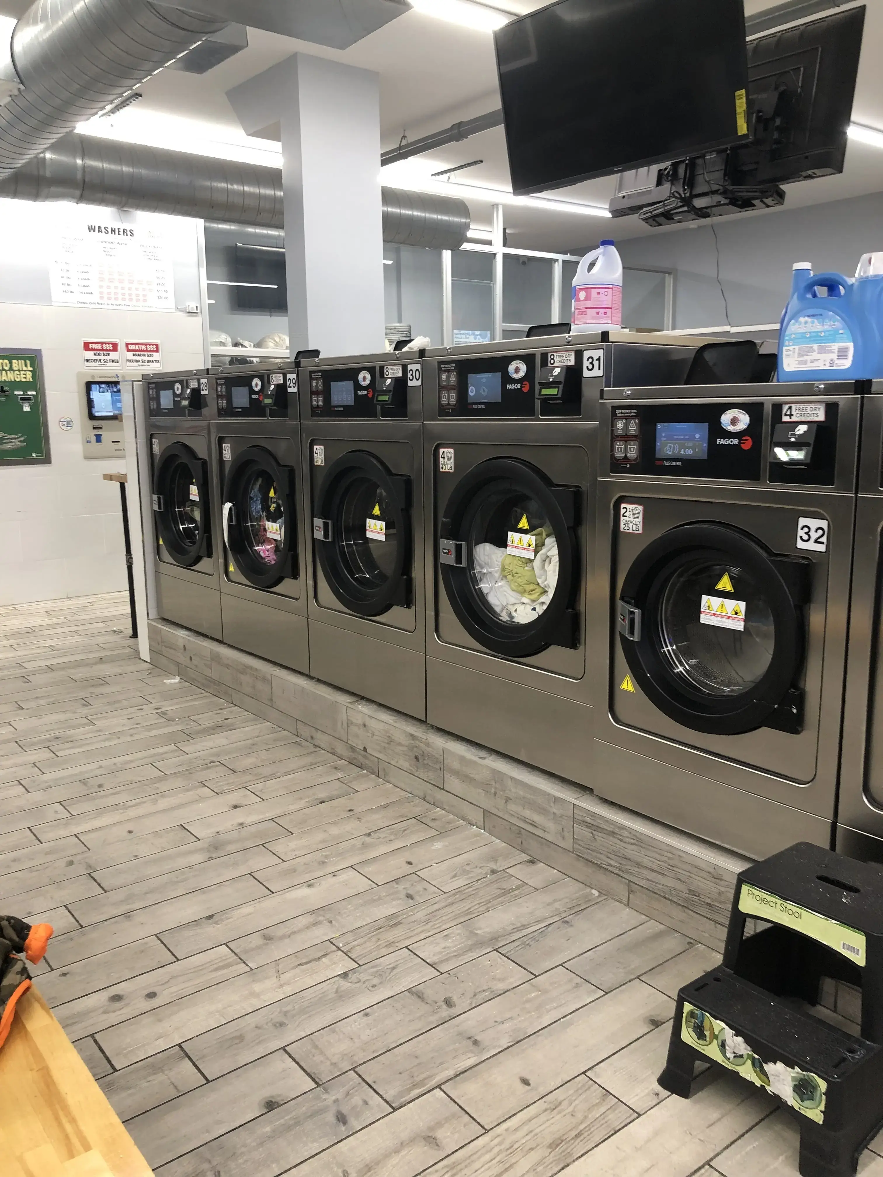 Laundry Oasis Copiague - Image 12