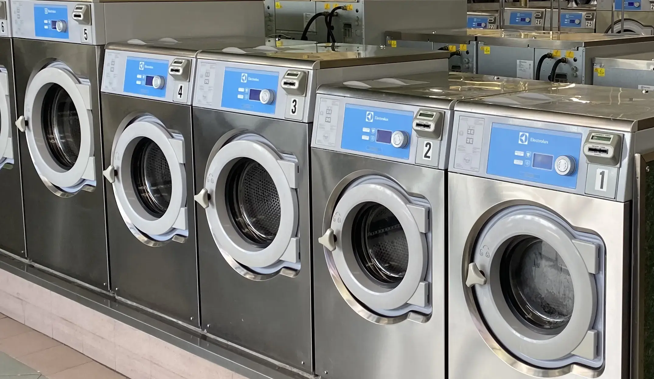 Laundry Oasis Copiague - Image 15