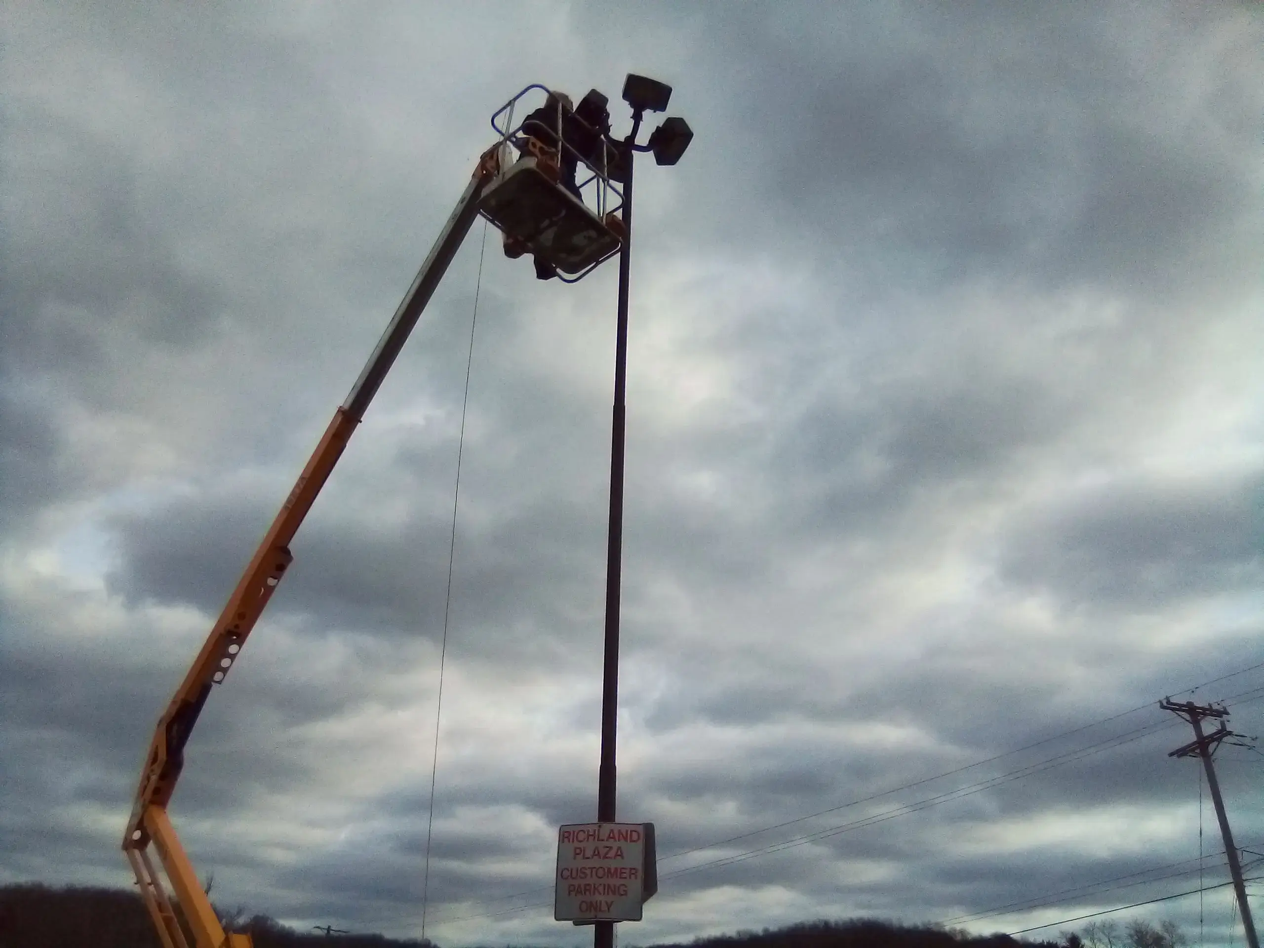 Laundry on 8 thumbnail 12