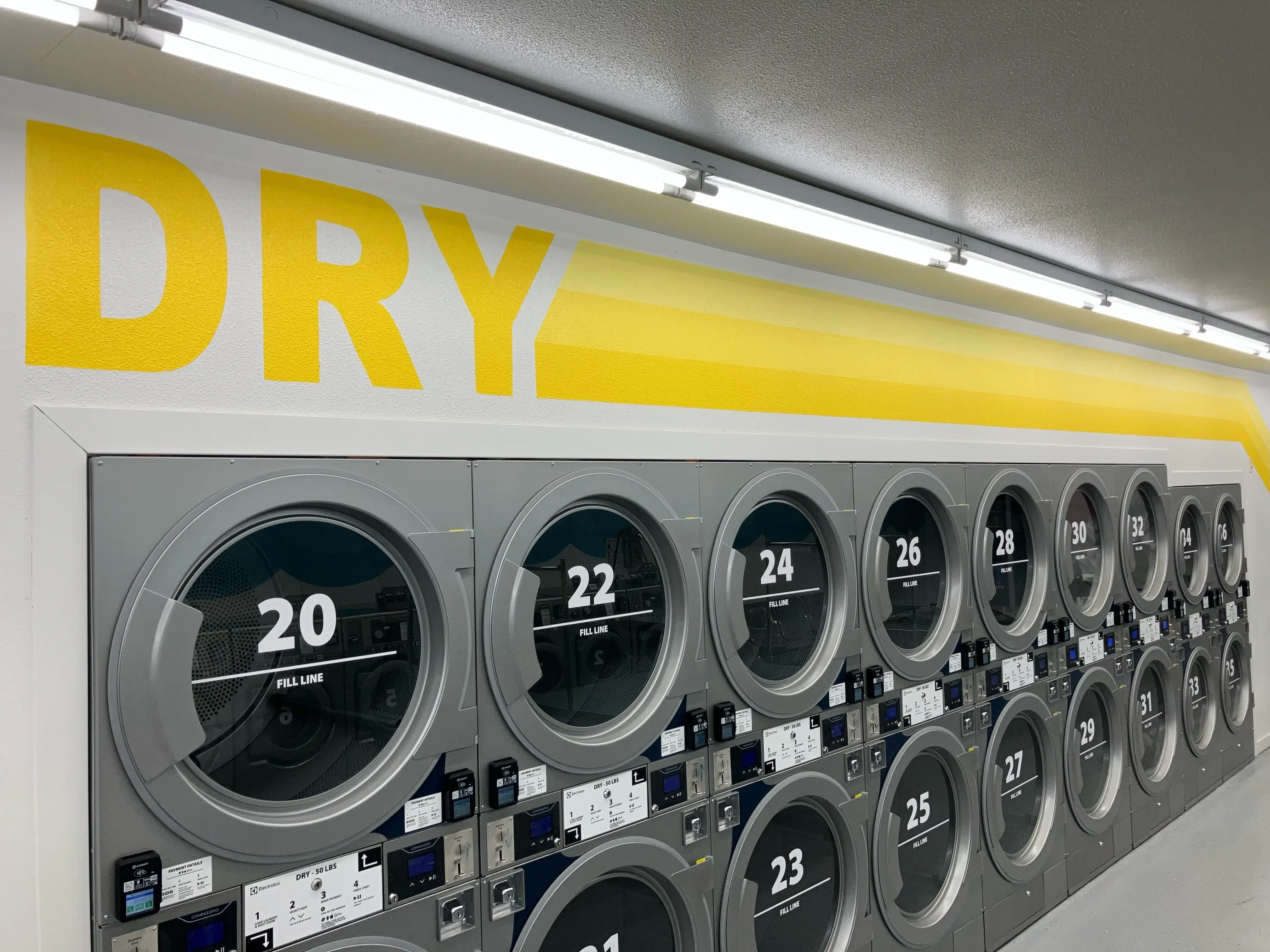 Laundry on Hayes Laundromat thumbnail 14