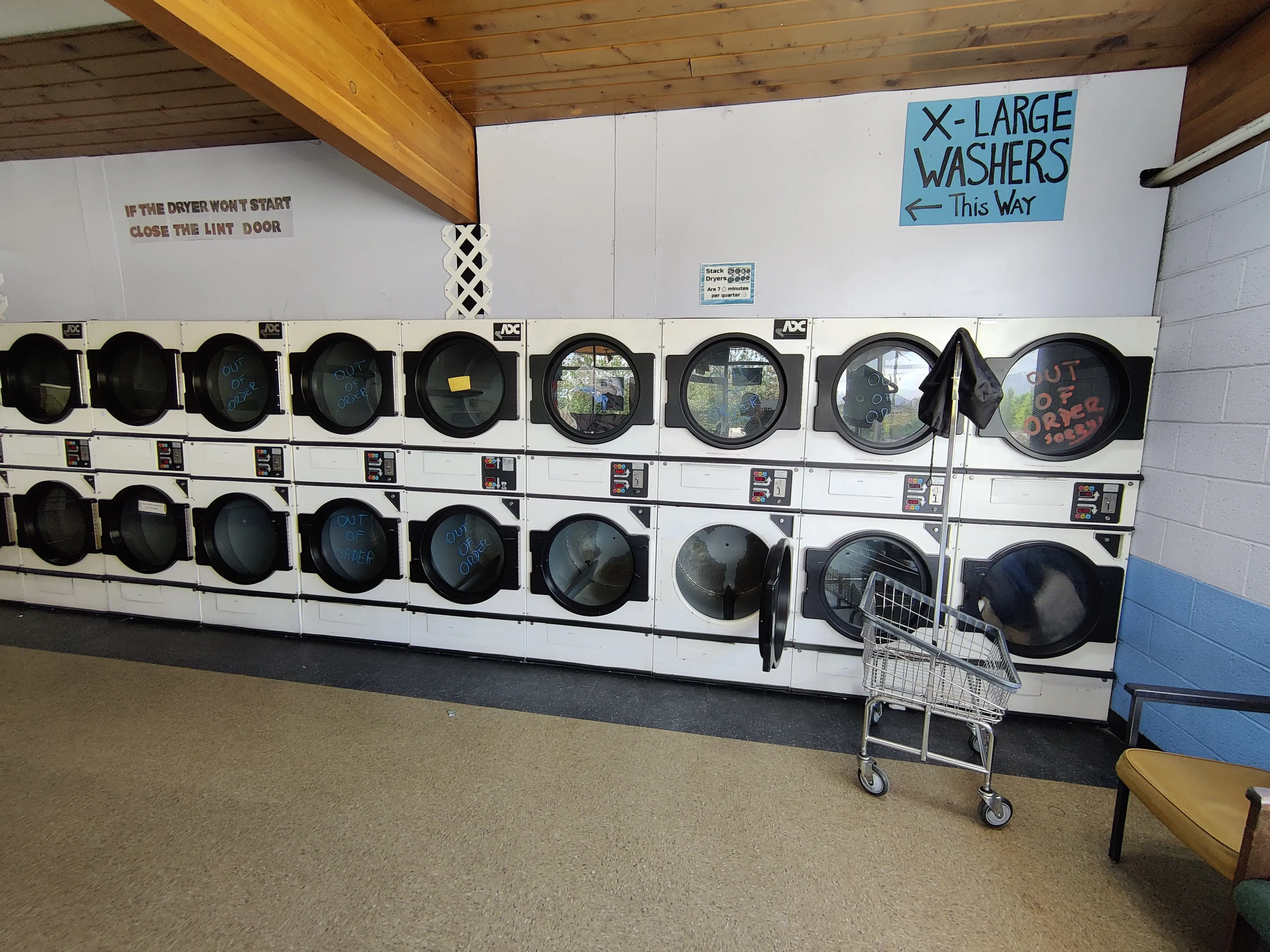 Laundry On Ninth - Image 20