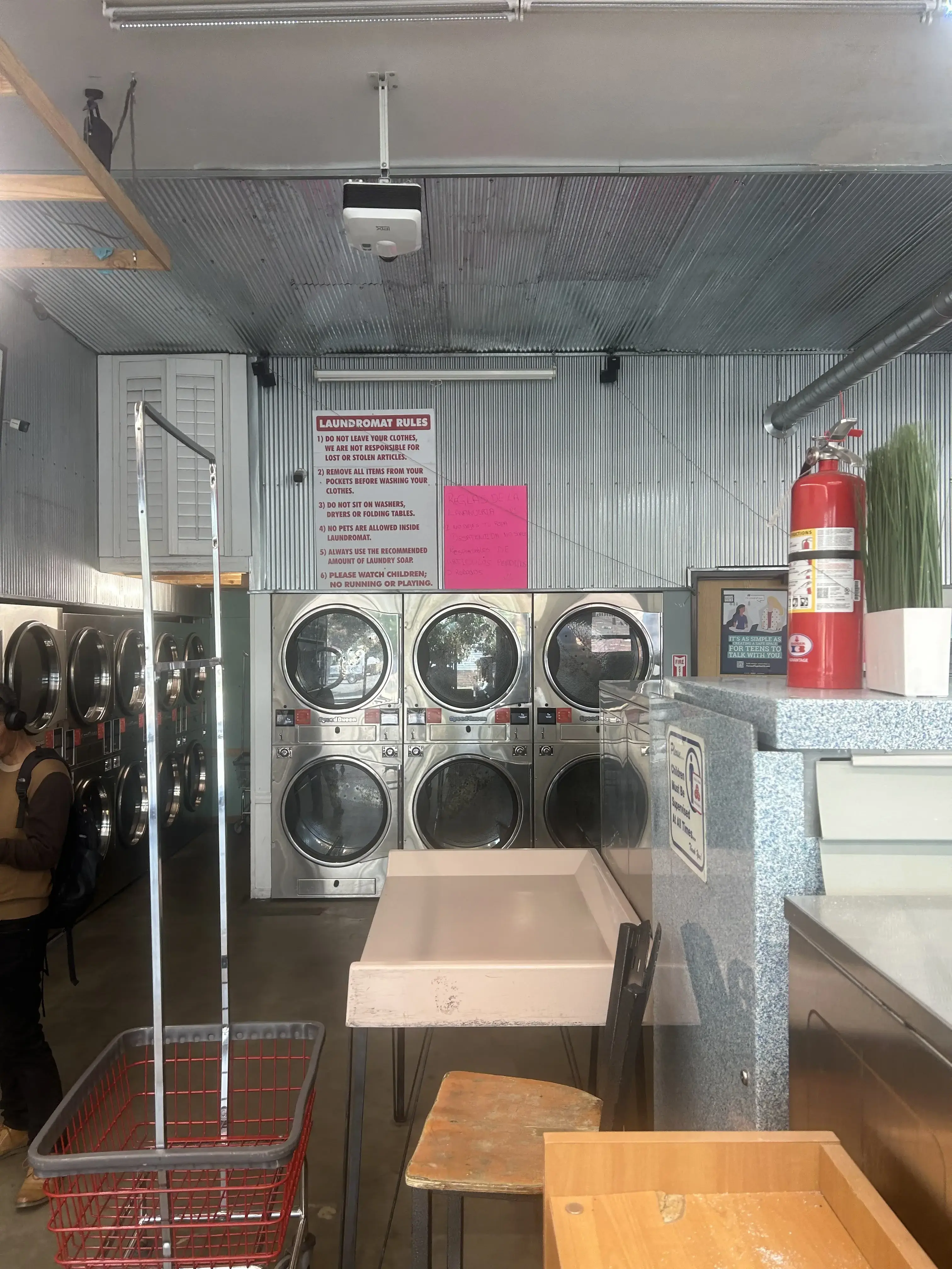 Laundry on the Fax - Image 4