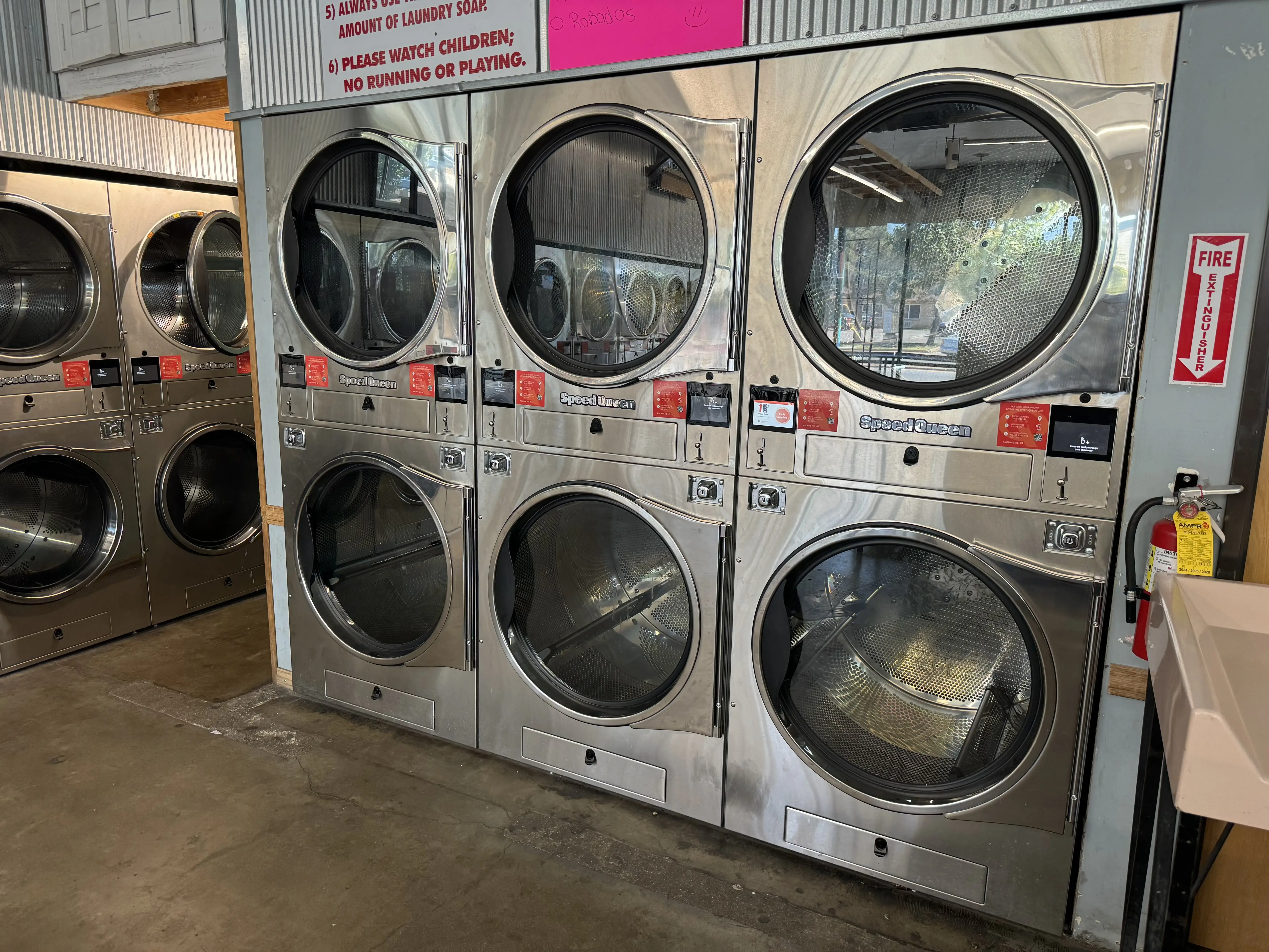 Laundry on the Fax thumbnail 2