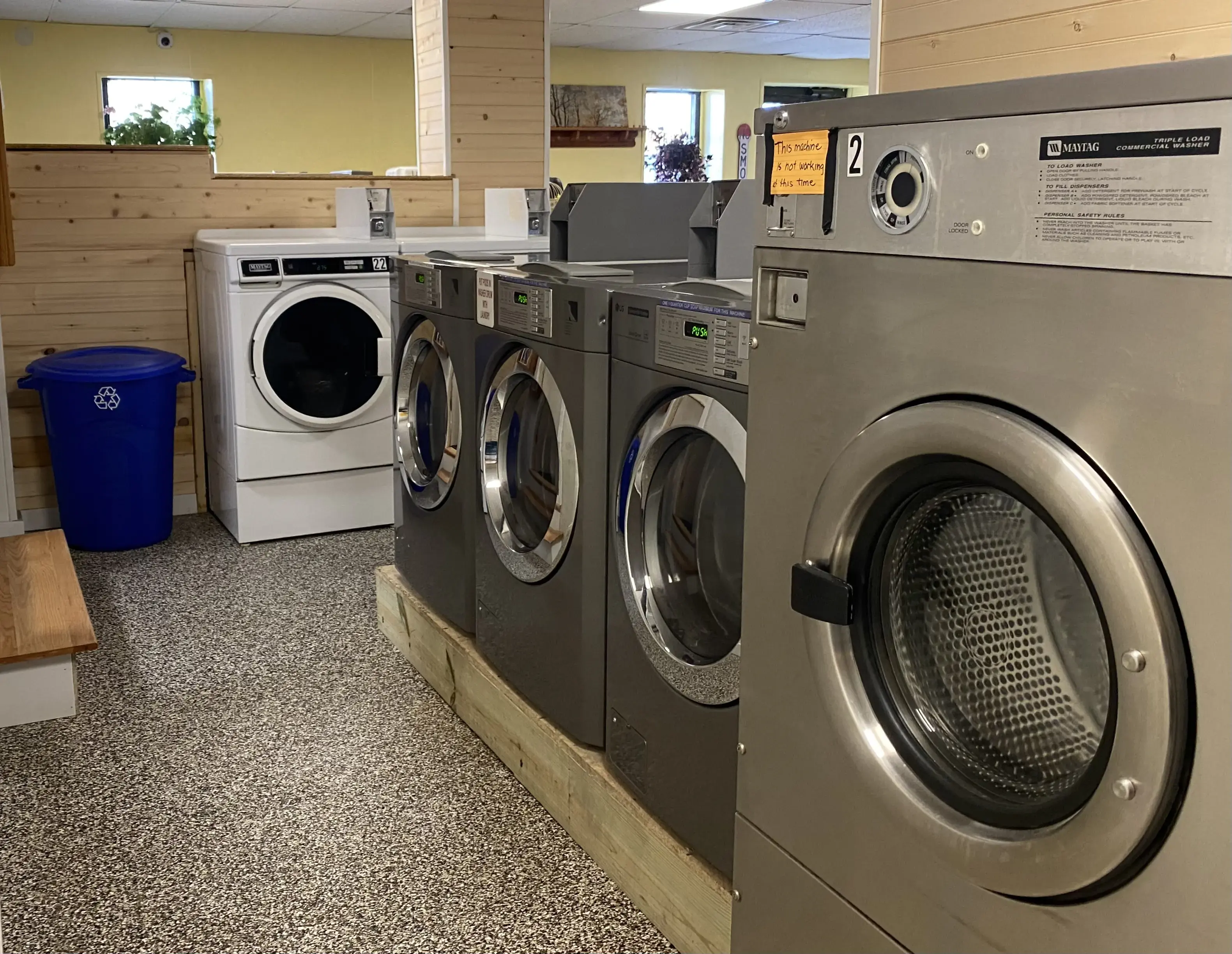Laundry On The Lake - Image 18