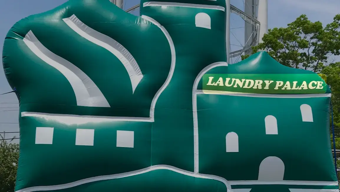 Laundry Palace - Image 1