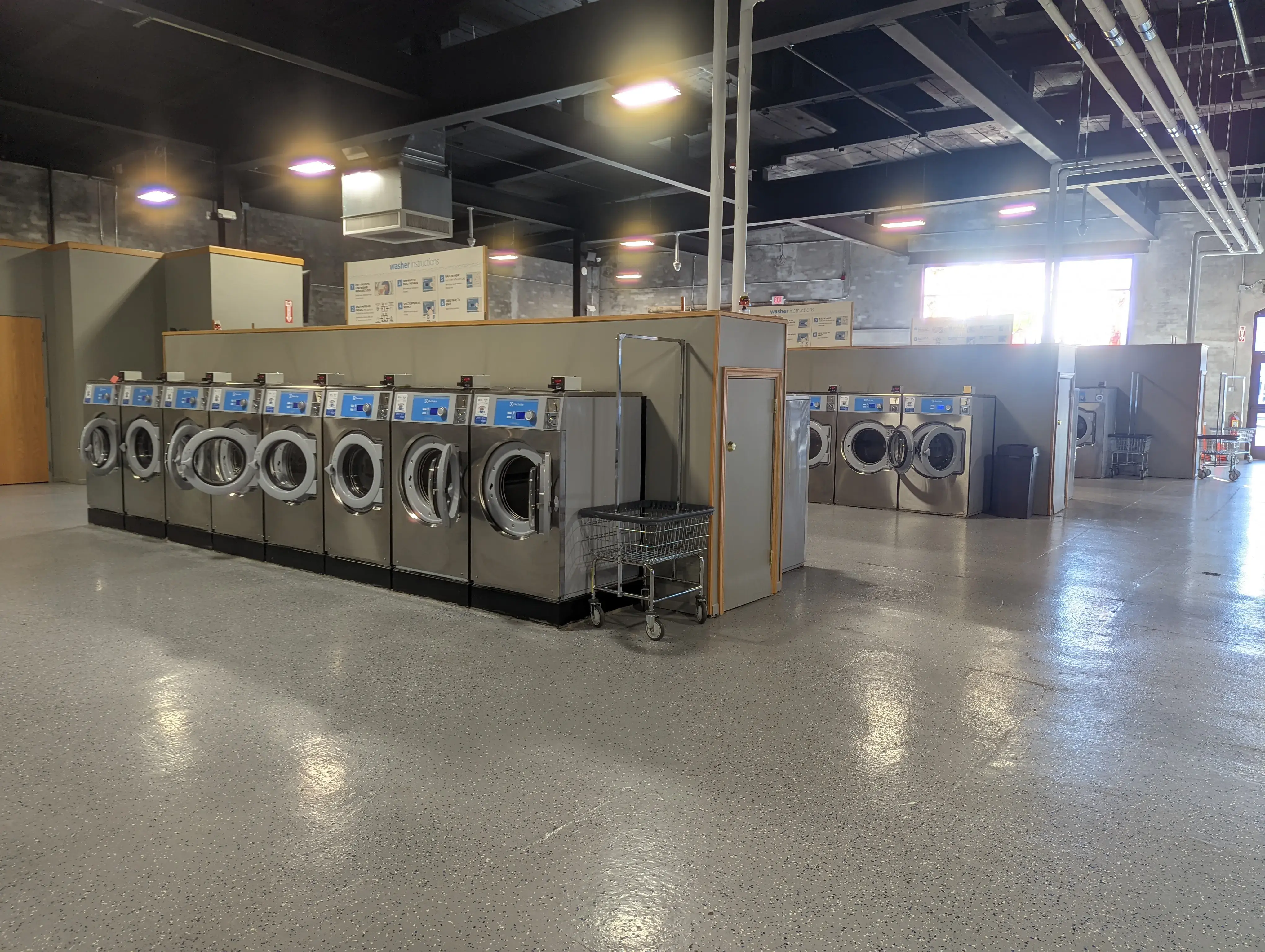 Laundry Palace - Image 5