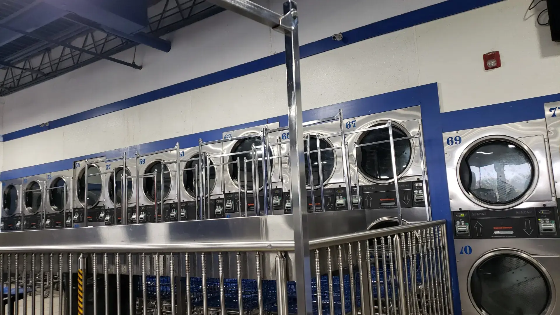 Laundry Place . - Image 9