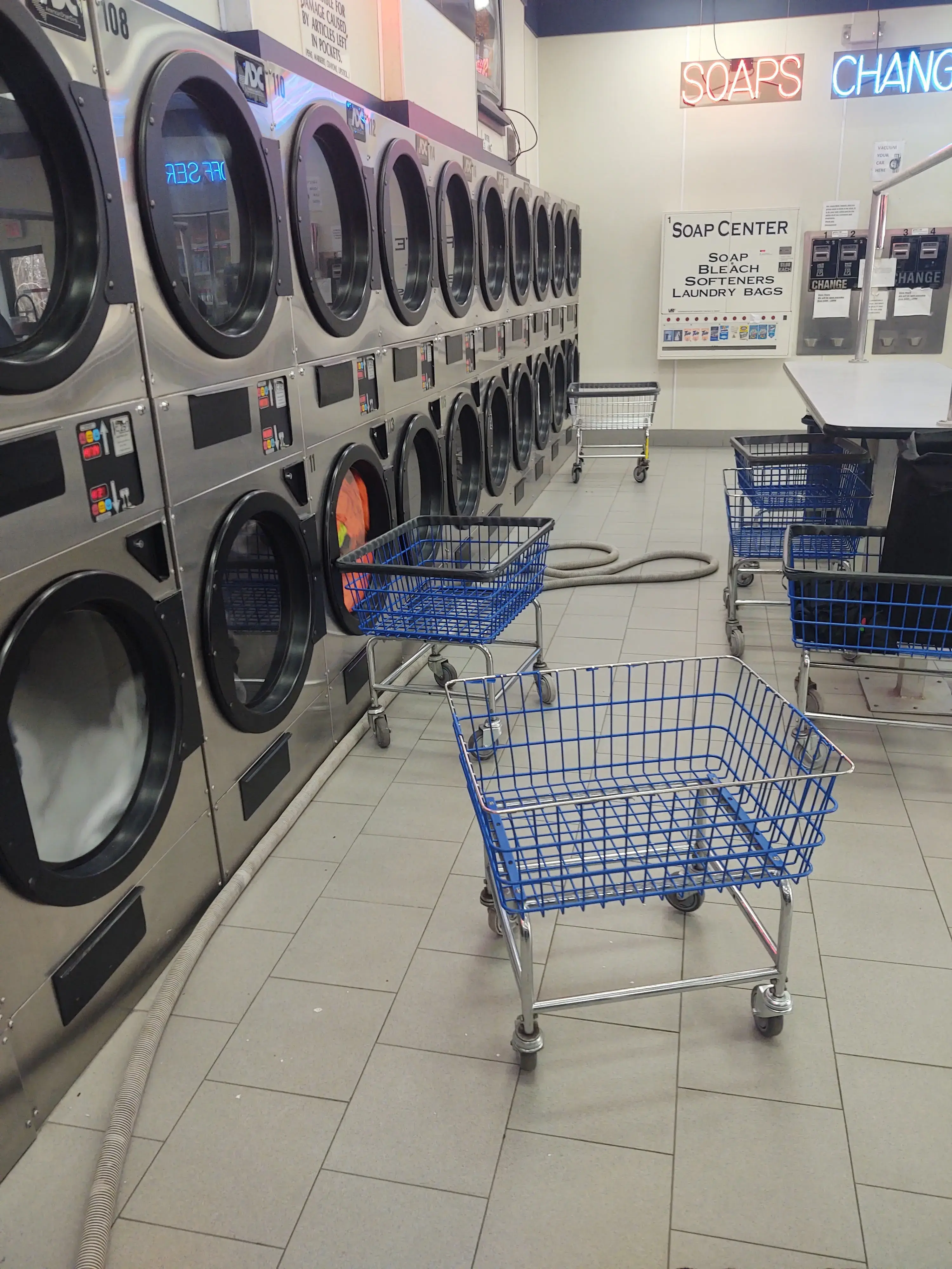 Laundry Place . - Image 8