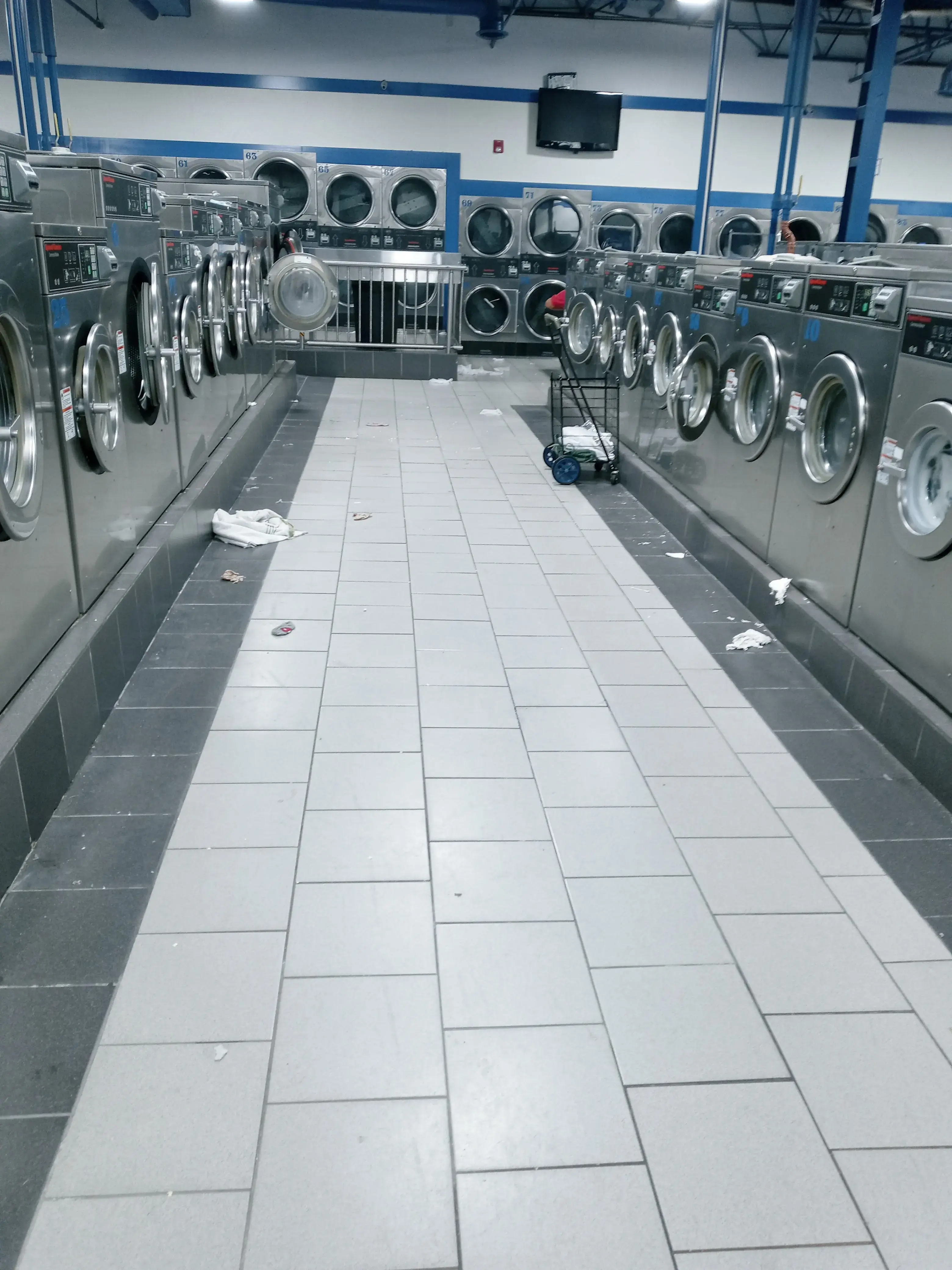 Laundry Place . - Image 13