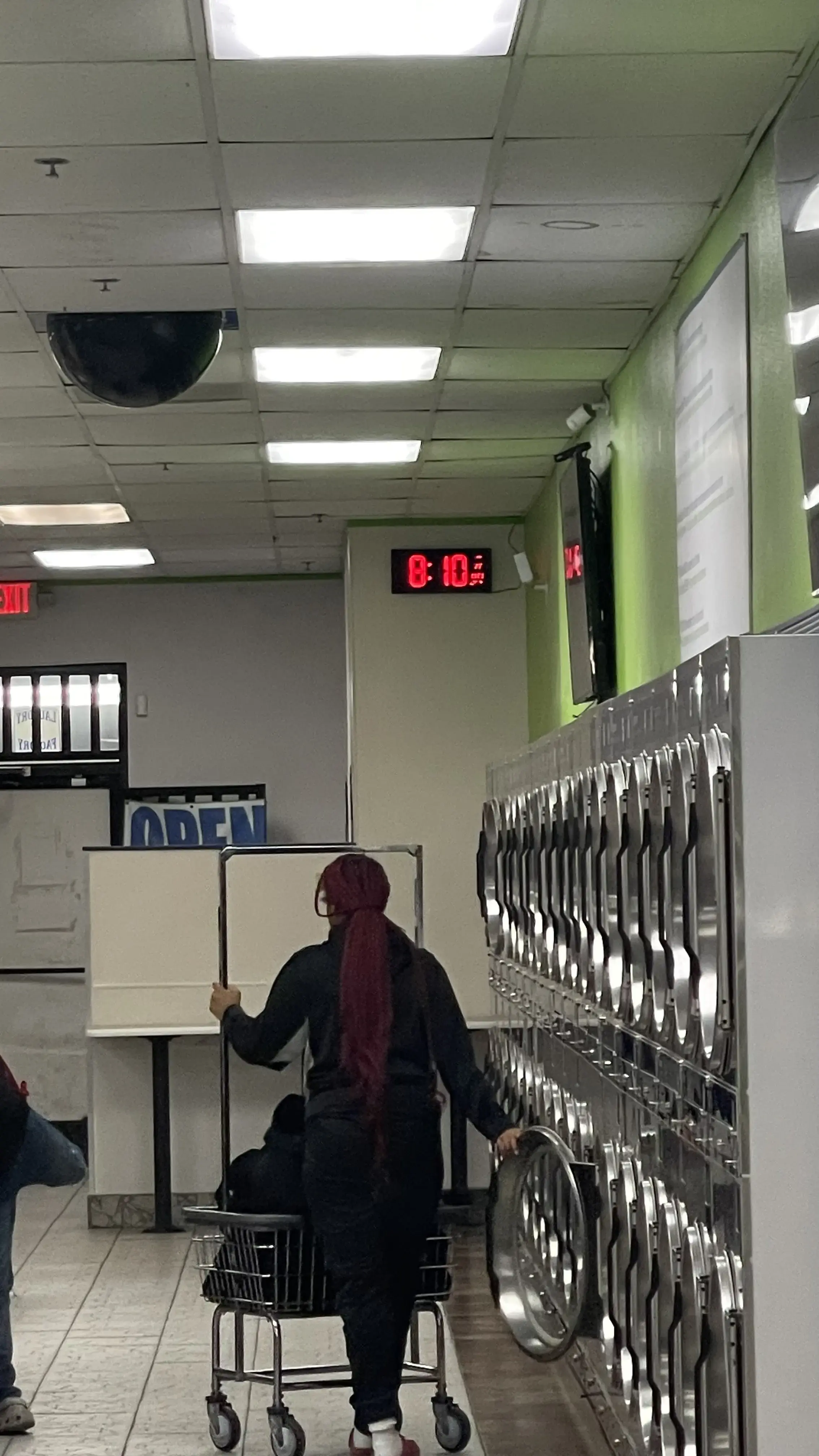 LAUNDRY PLUS - Image 16