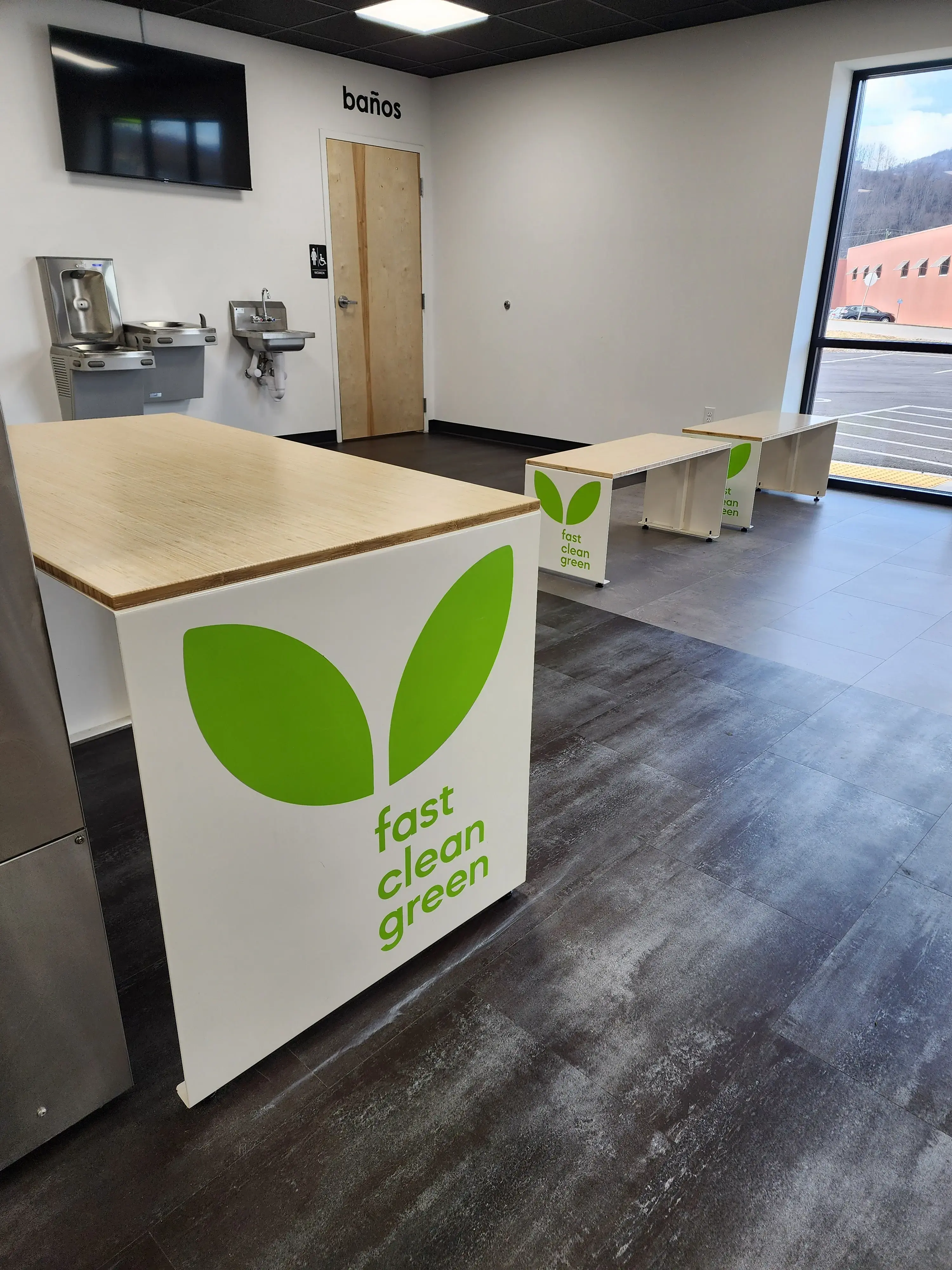 Laundry Plus Of Waynesville thumbnail 11